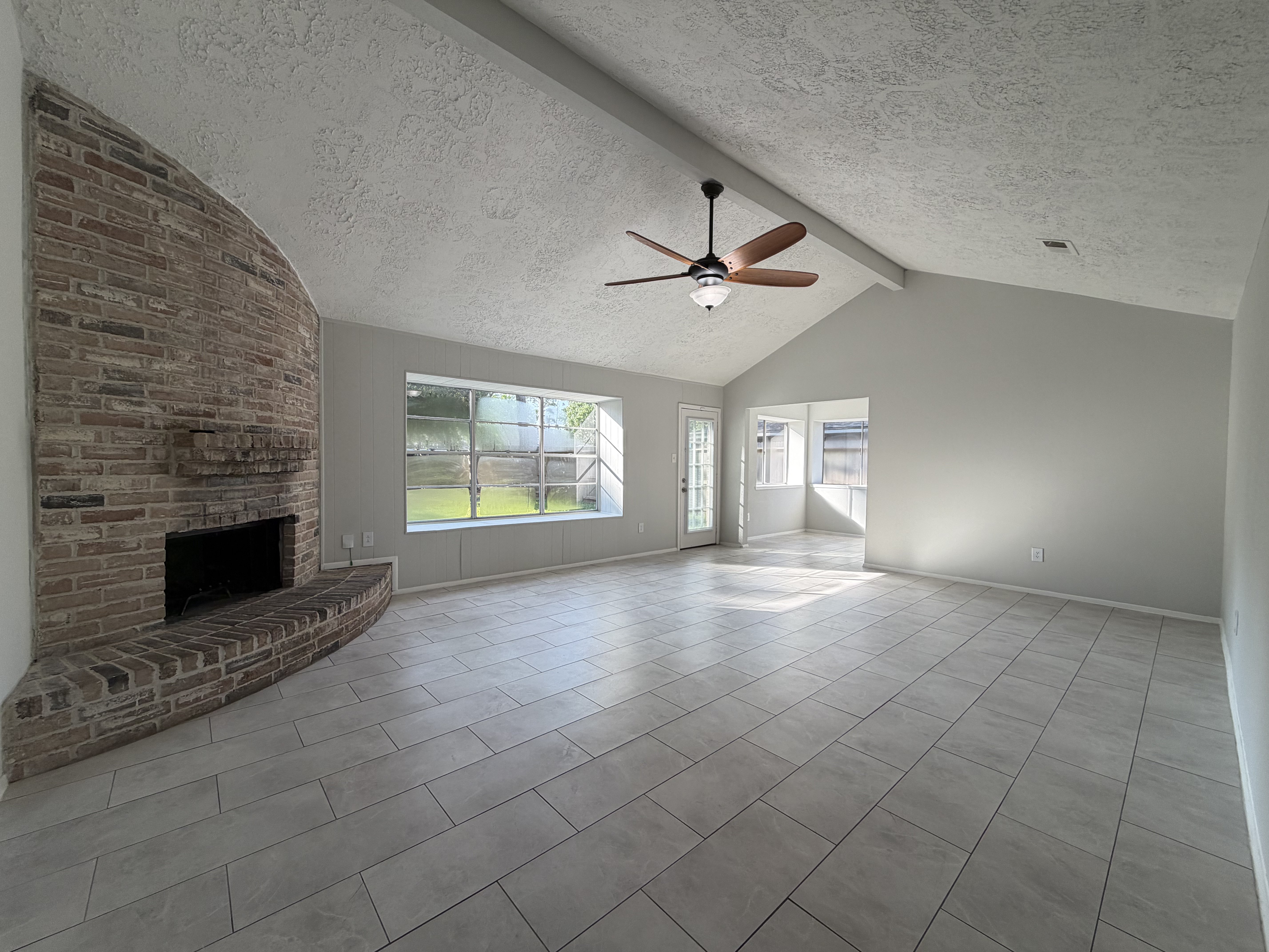 Photo 18 of 31 of 23110 Pennsgrove Rd, Spring, TX