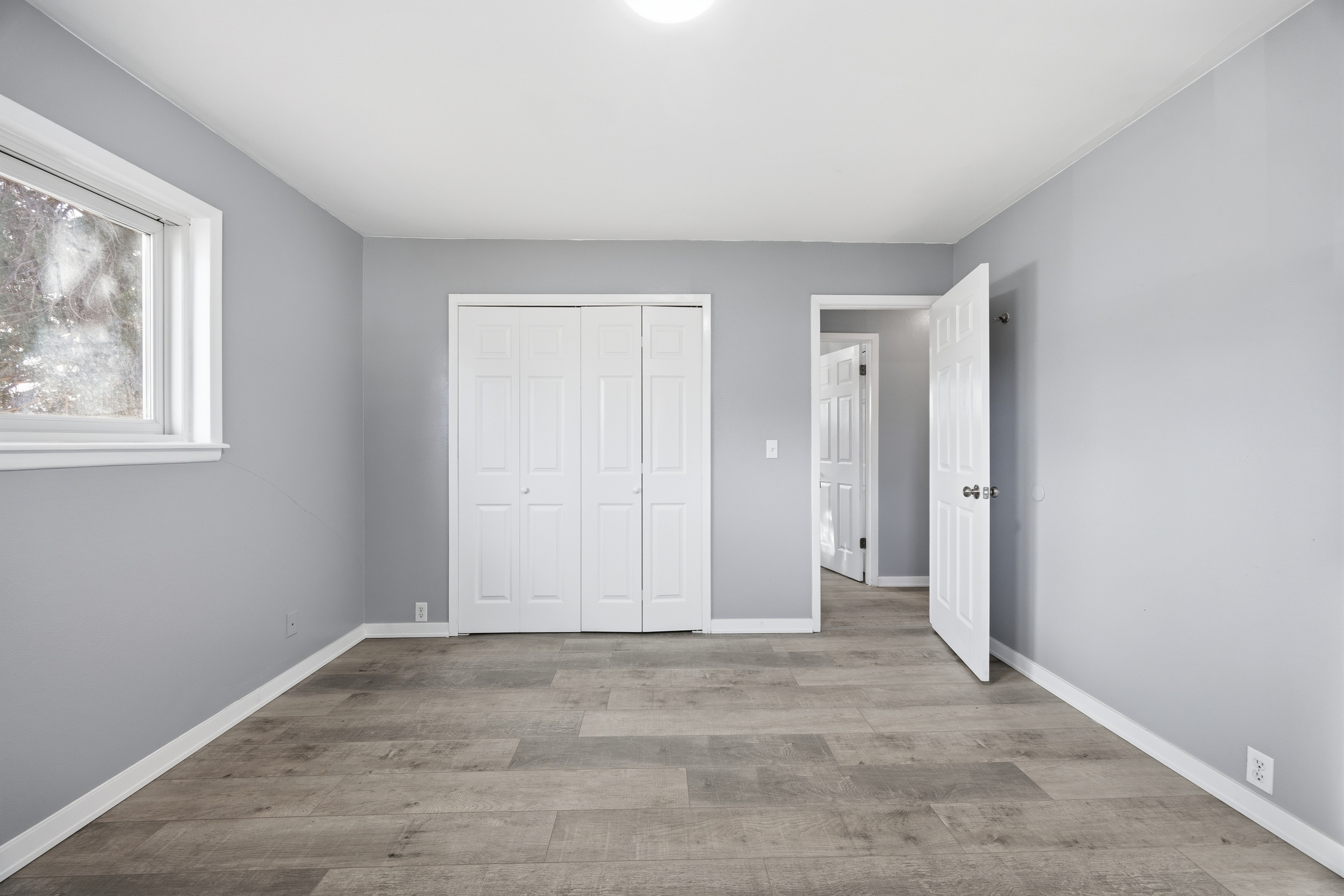 Photo 20 of 40 of 1014 Fosdick Dr, Colorado Springs, CO