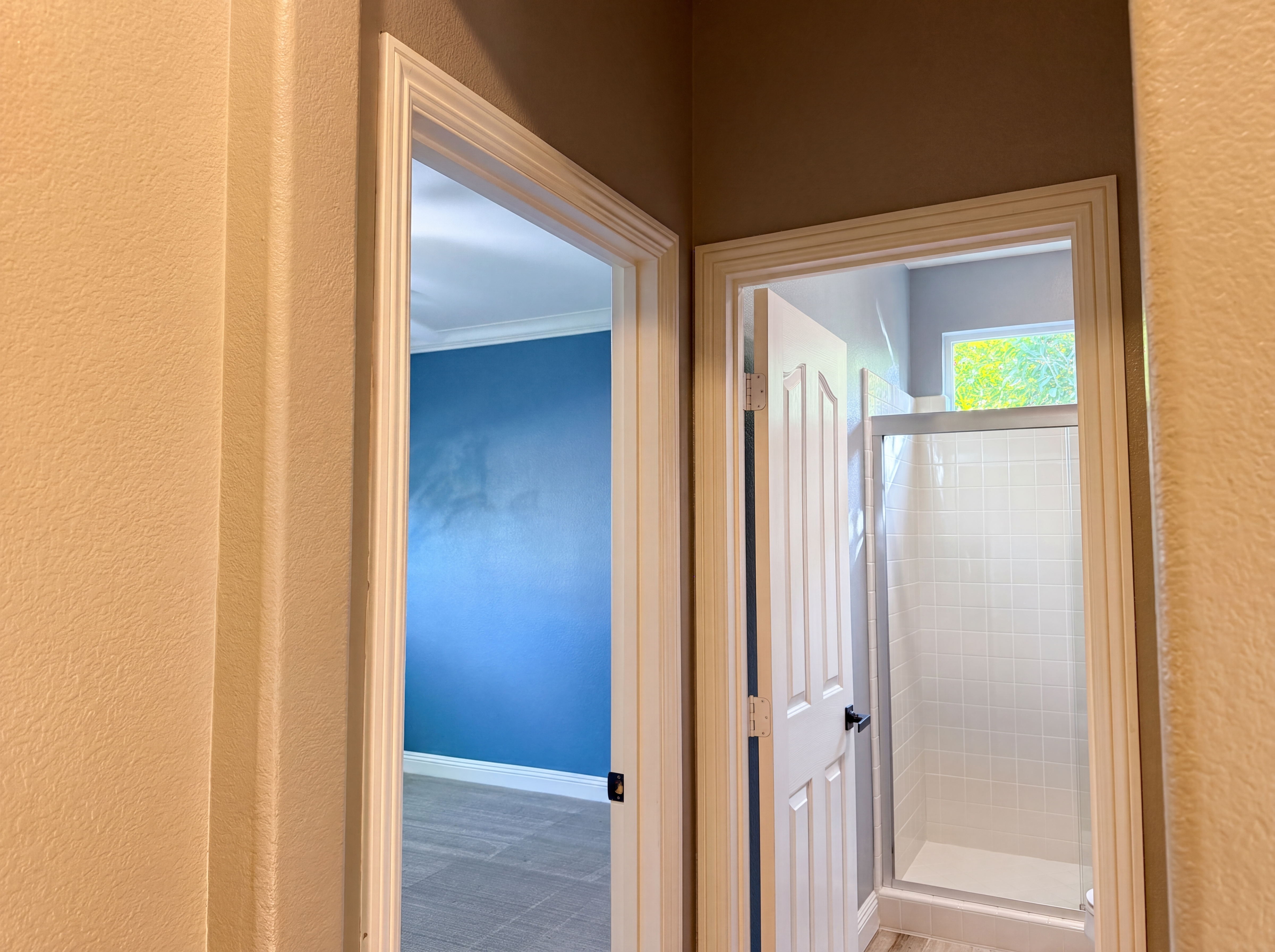 Photo 12 of 51 of 1401 Grey Owl Cir, Roseville, CA