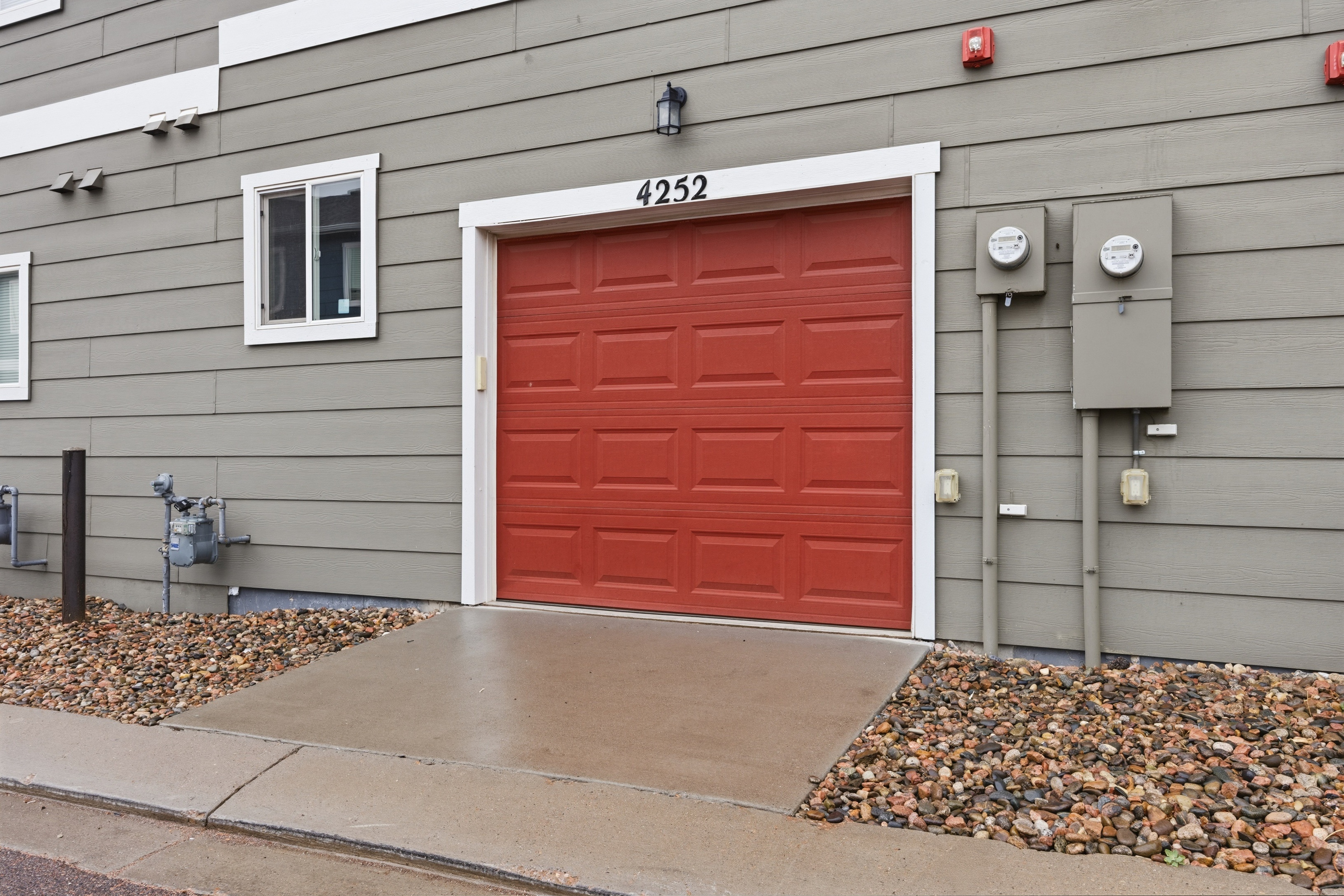 Photo 35 of 38 of 4252 Little Rock Vw, Colorado Springs, CO