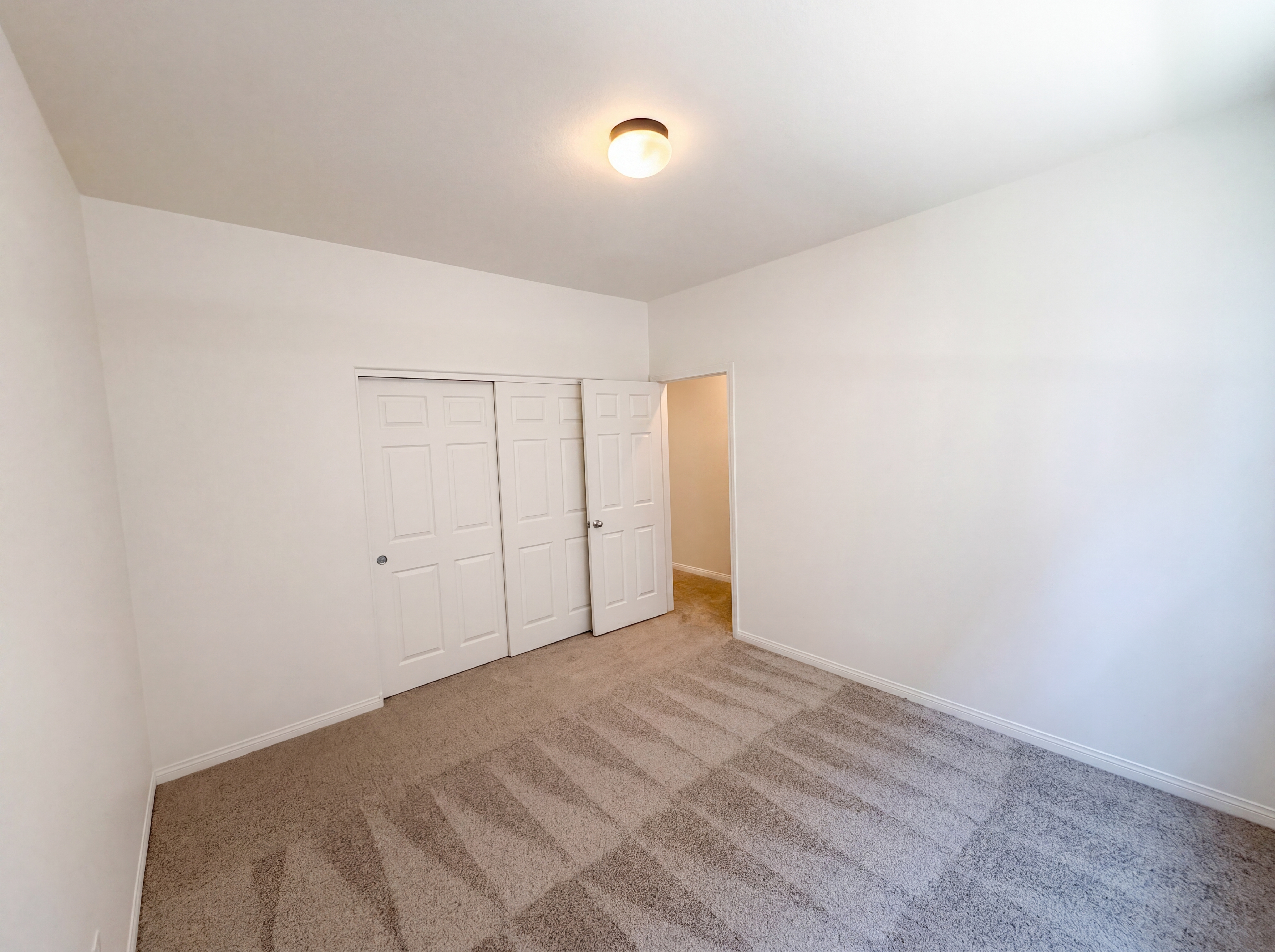 Photo 23 of 44 of 3216 Bonassola Ave, North Las Vegas, NV