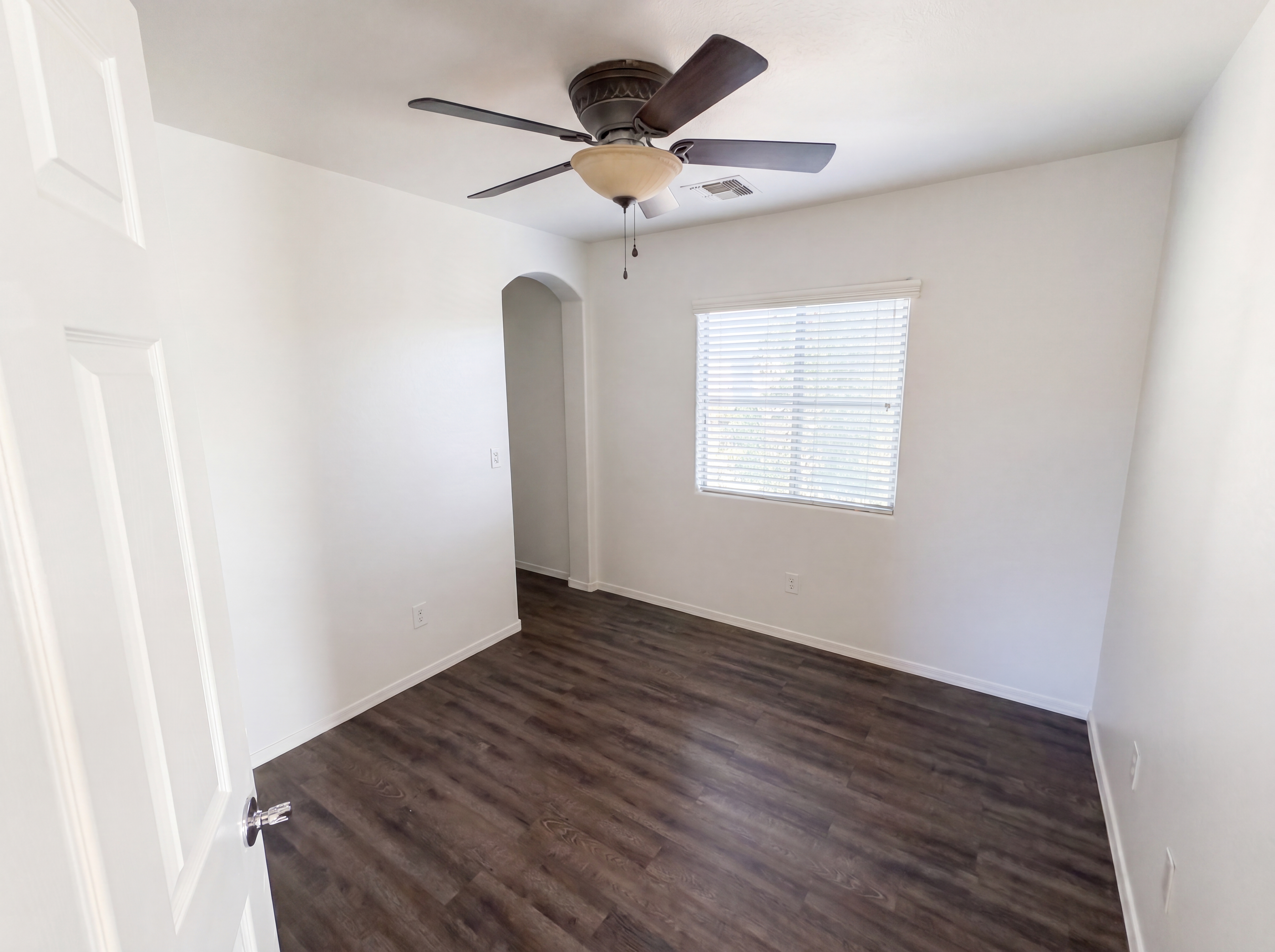 Photo 8 of 33 of 22075 N 103rd Ln, Peoria, AZ
