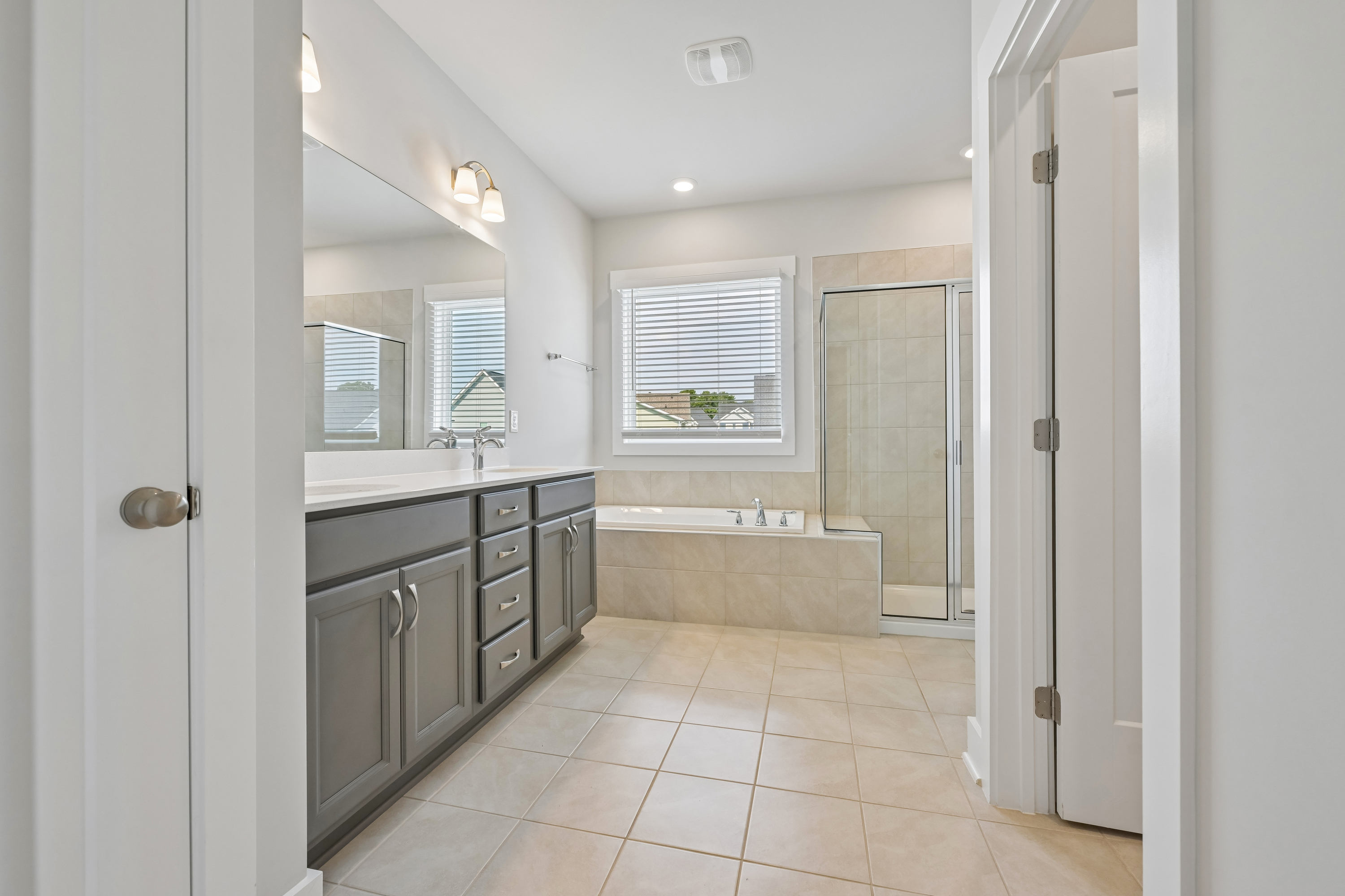 Photo 9 of 45 of 121 Broadwater Dr, Wake Forest, NC