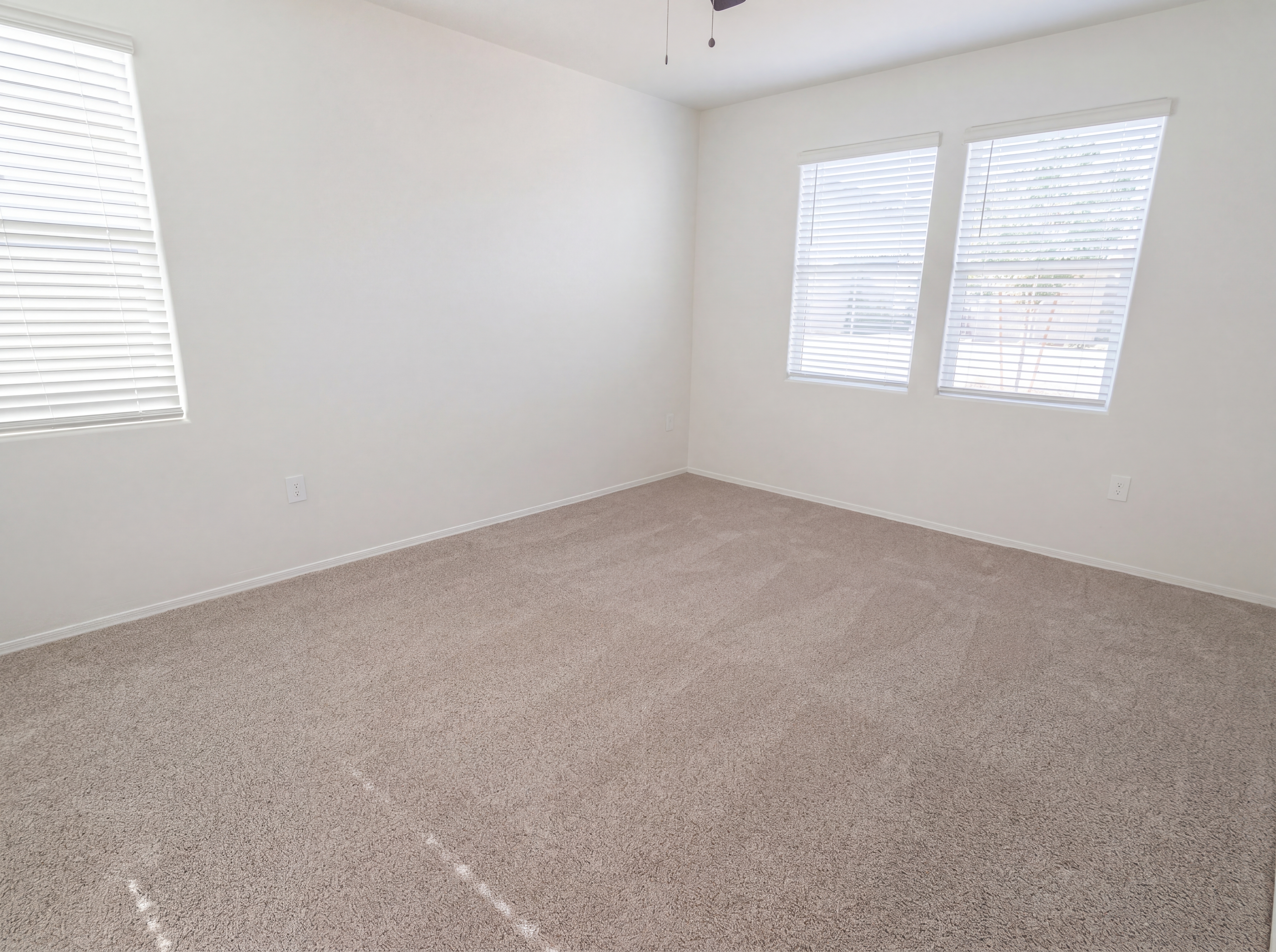 Photo 15 of 20 of 18616 W Desert Hollow Dr, Wittmann, AZ
