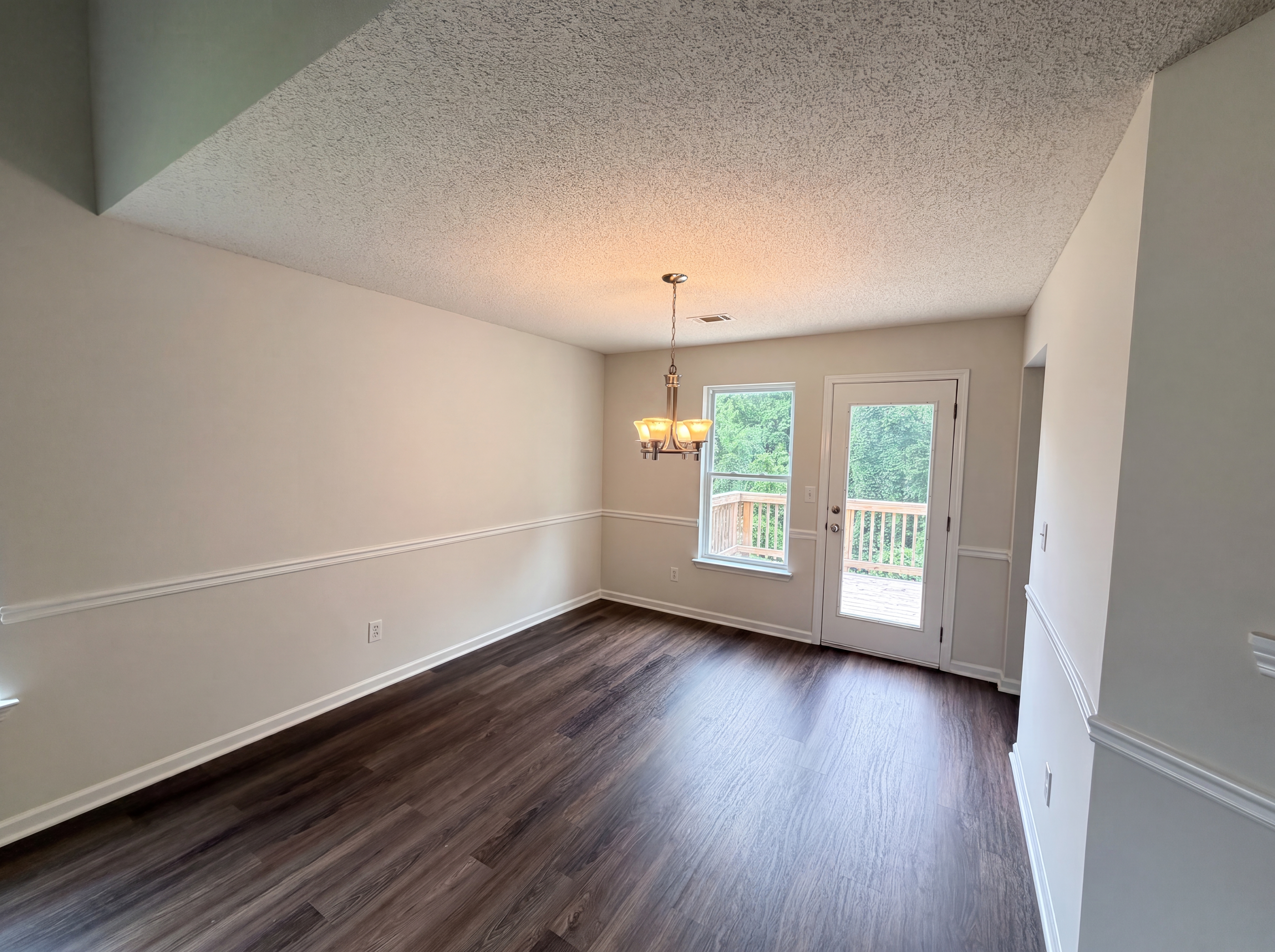 Photo 6 of 27 of 108 Legend Creek Dr, Canton, GA