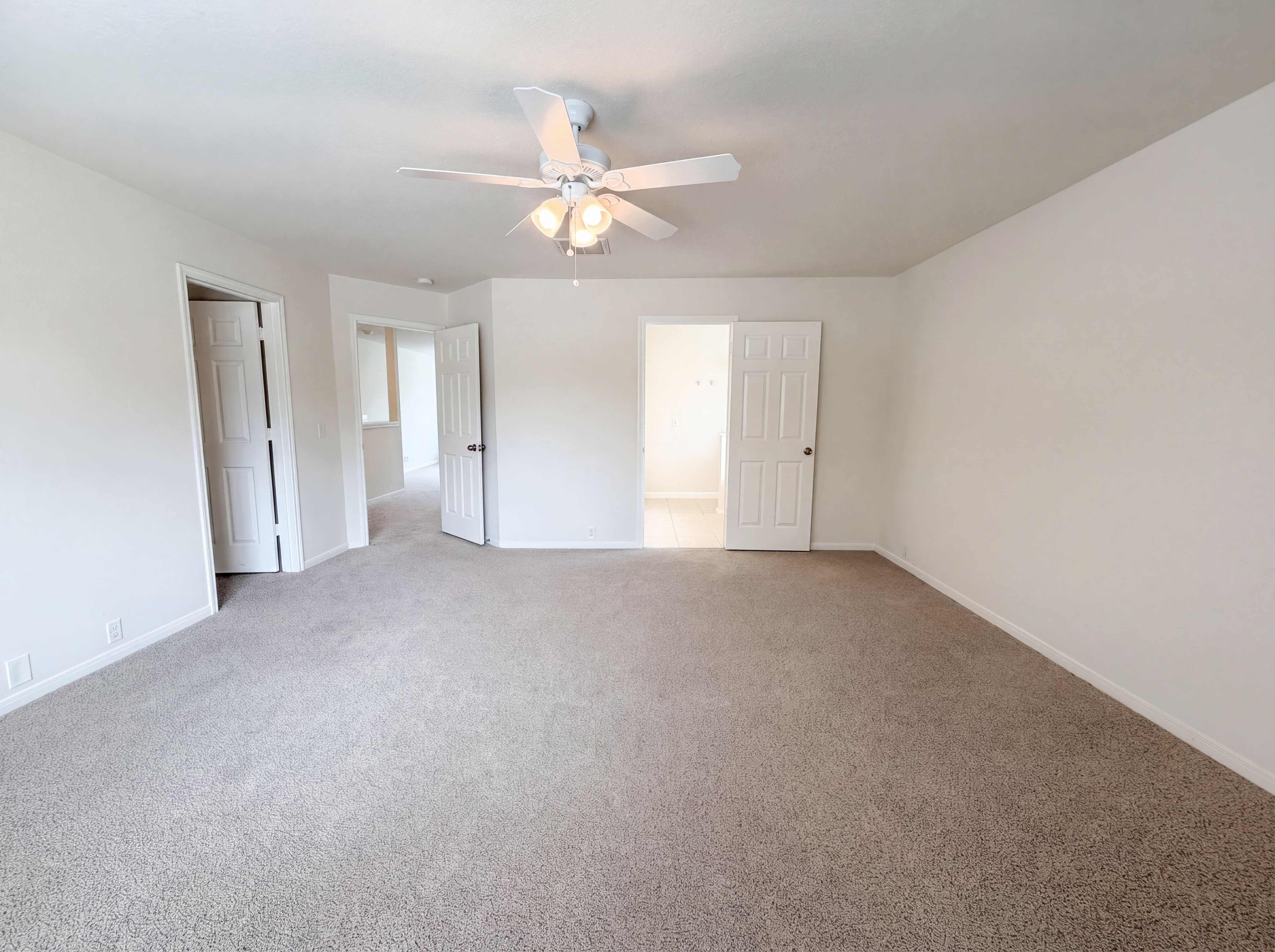 Photo 16 of 23 of 11918 Sonora Springs Dr, Tomball, TX