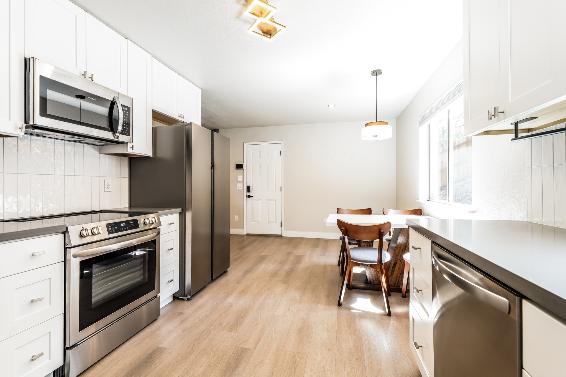 Photo 2 of 21 of 17520 Anona Ct, Grass Valley, CA