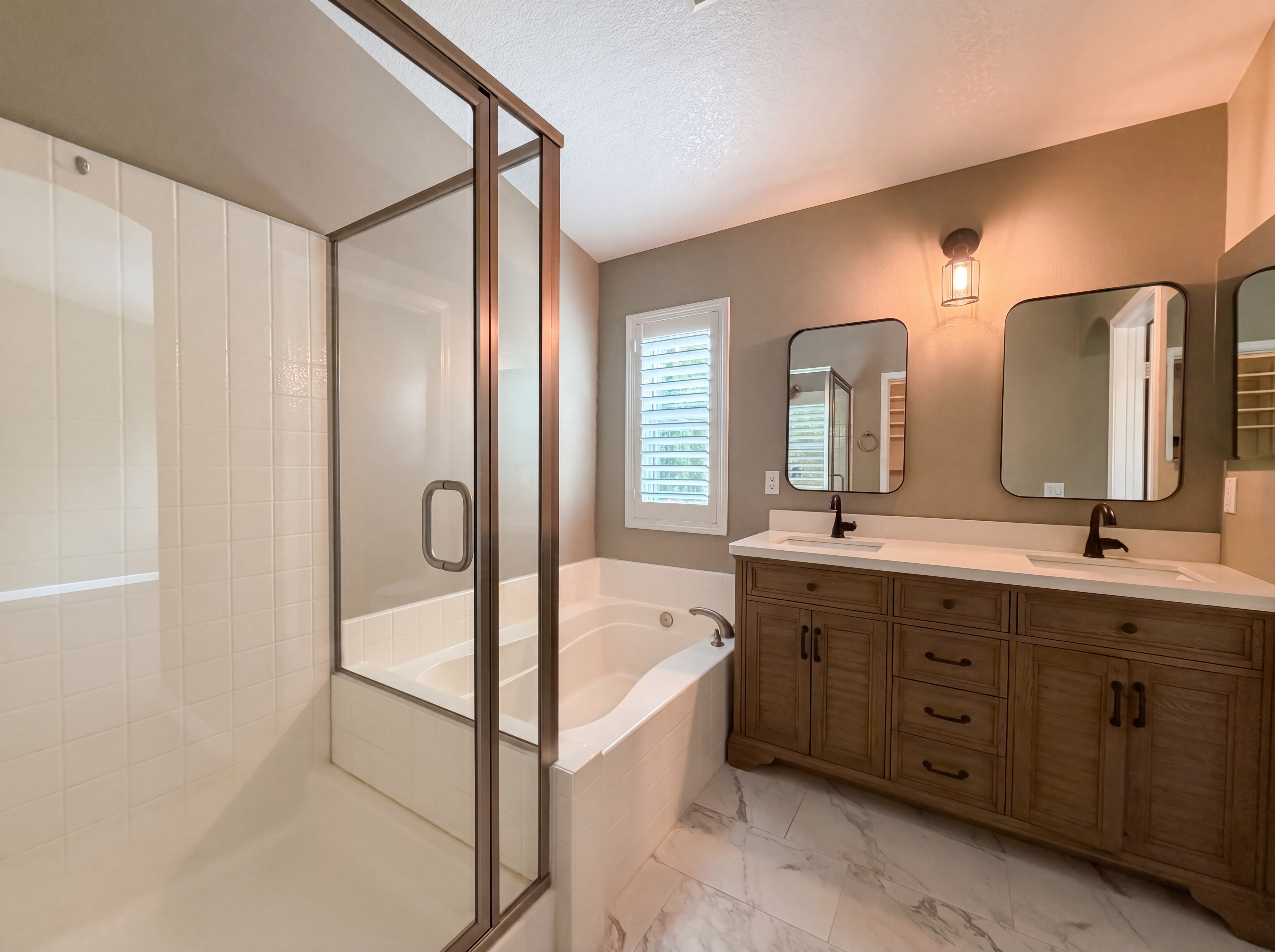 Photo 16 of 28 of 28441 Silverking Trl, Santa Clarita, CA