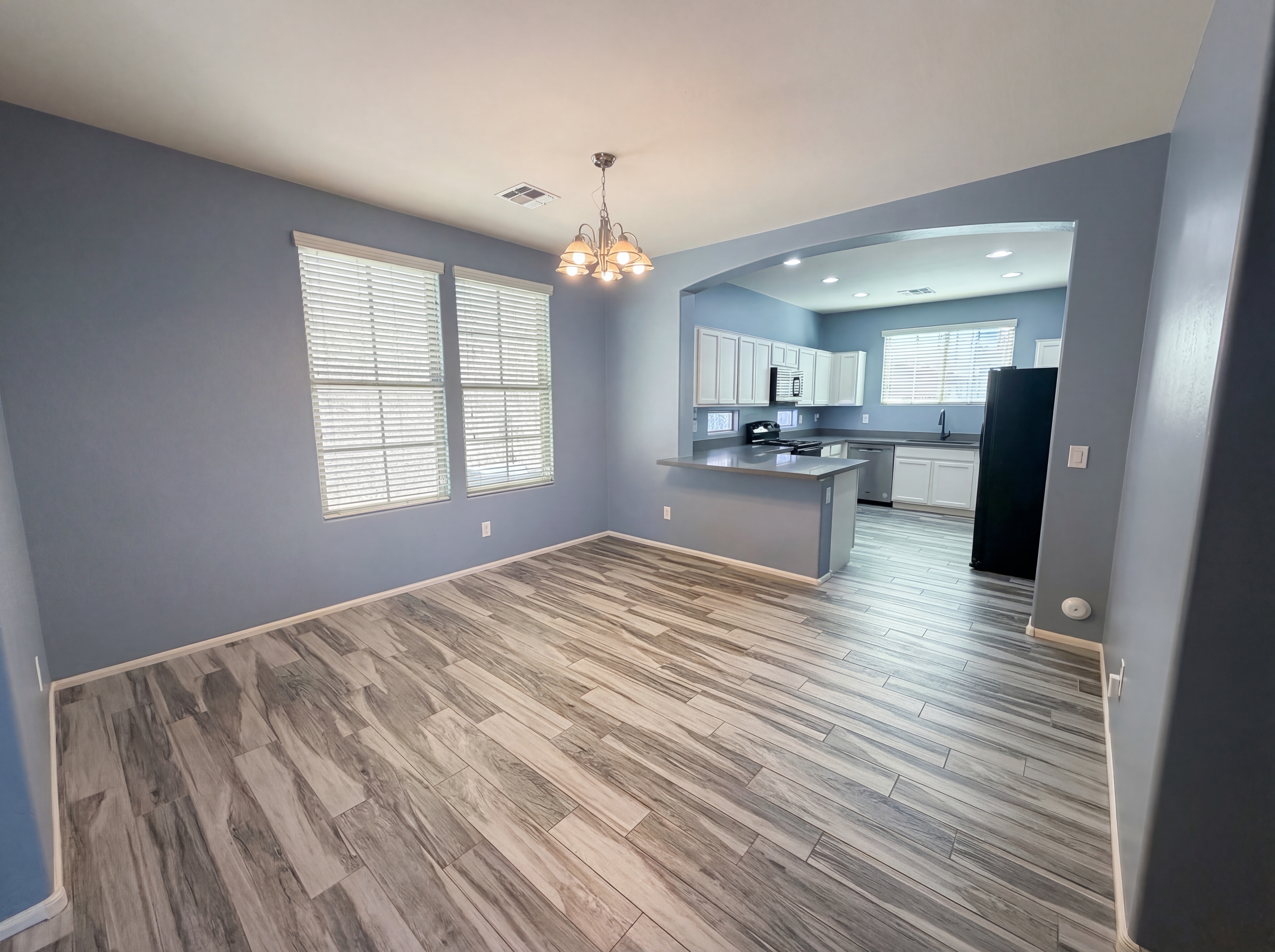 Photo 12 of 34 of 7763 W Pipestone Pl, Phoenix, AZ