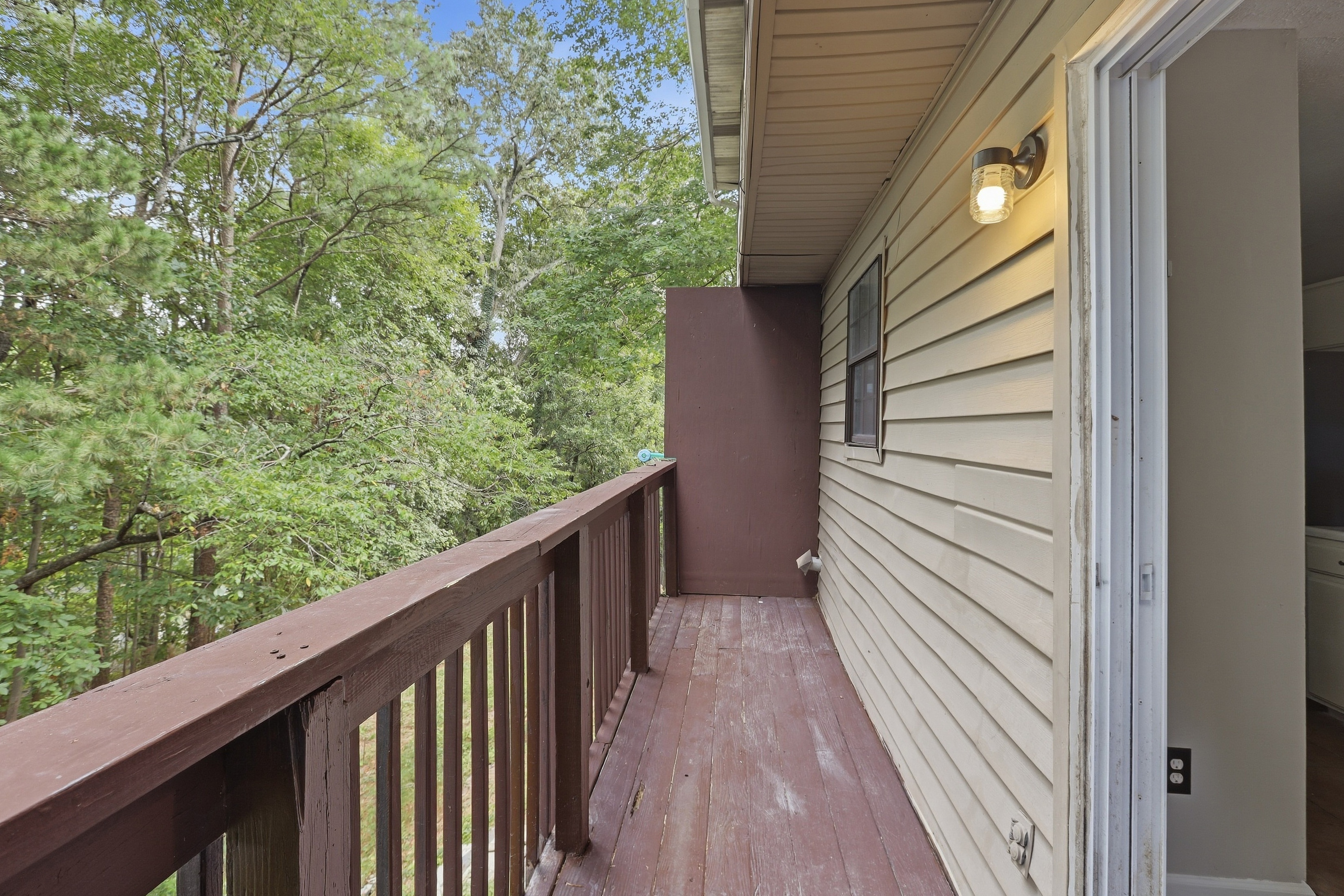 Photo 5 of 24 of 6977 Flagstone Dr, Austell, GA