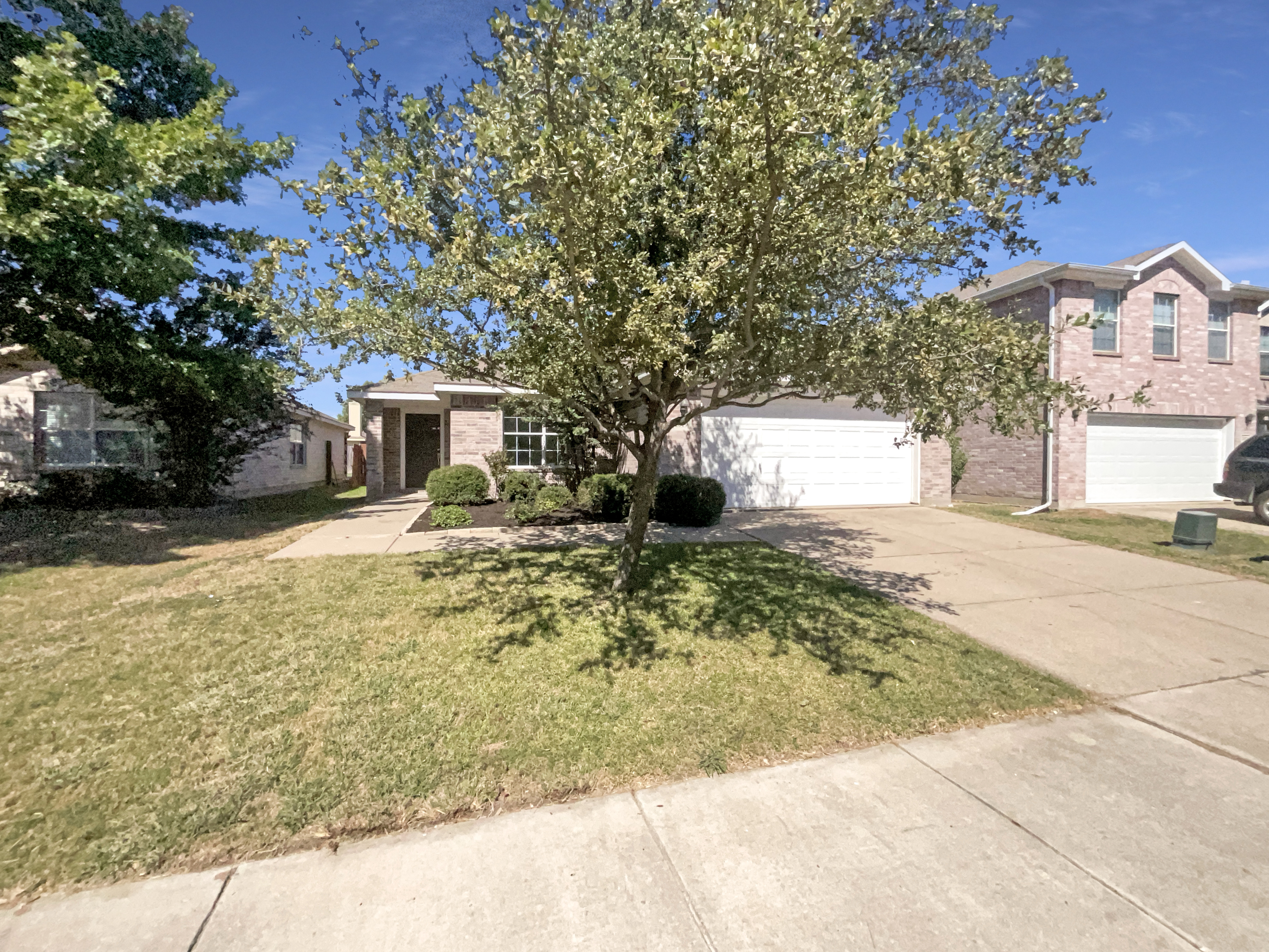 Photo 9 of 24 of 2019 Kingsbridge Dr, Heartland, TX