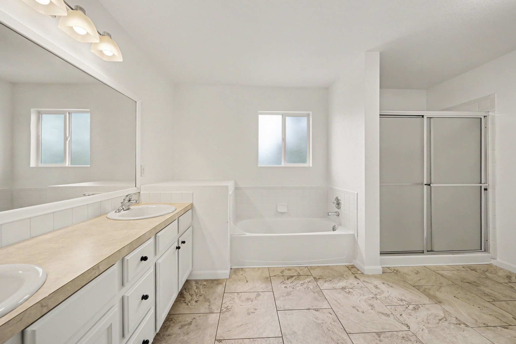 Photo 11 of 17 of 4098 La Junta Dr, Loveland, CO