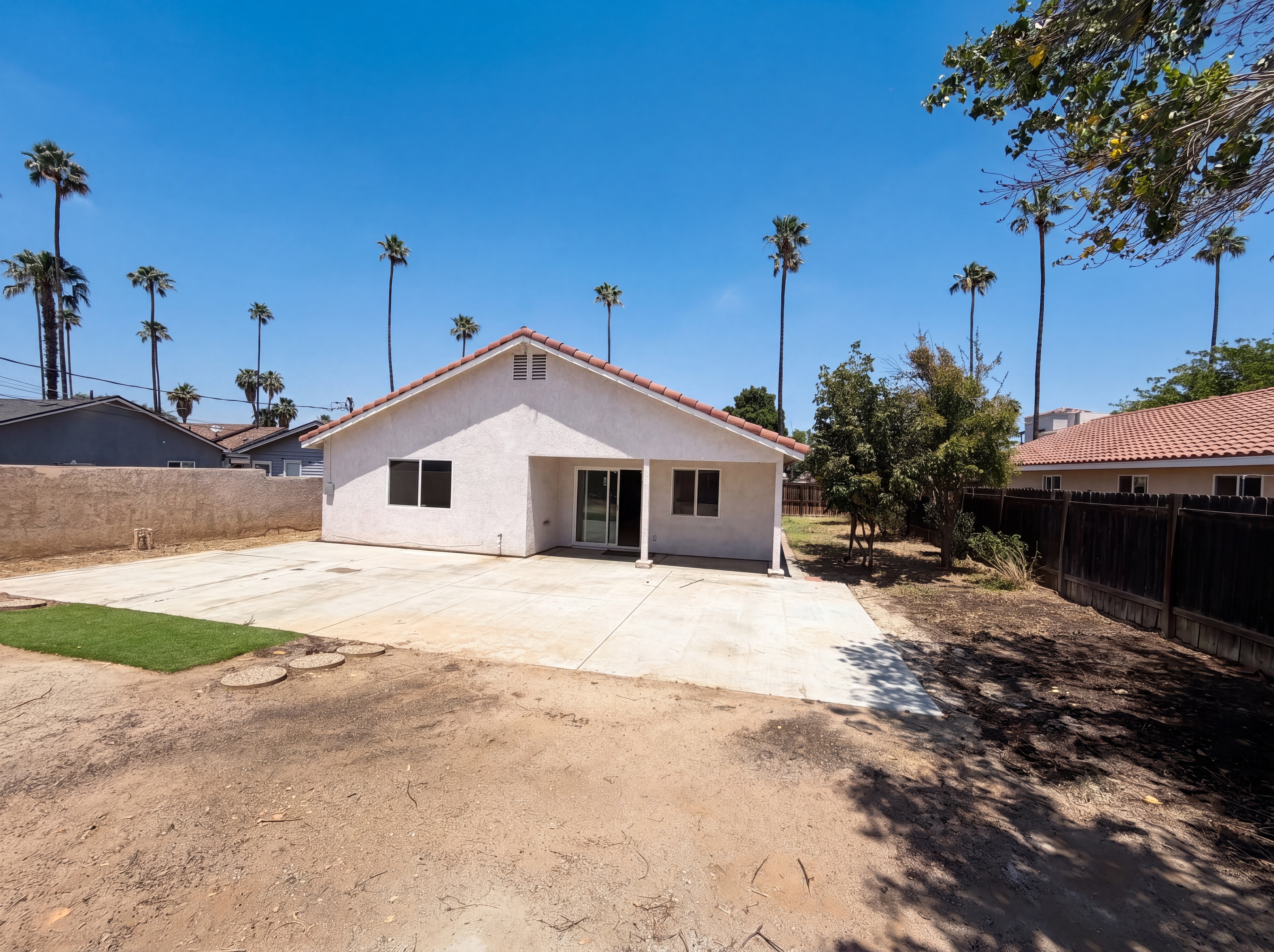 Photo 5 of 14 of 1774 7th St, Riverside, CA
