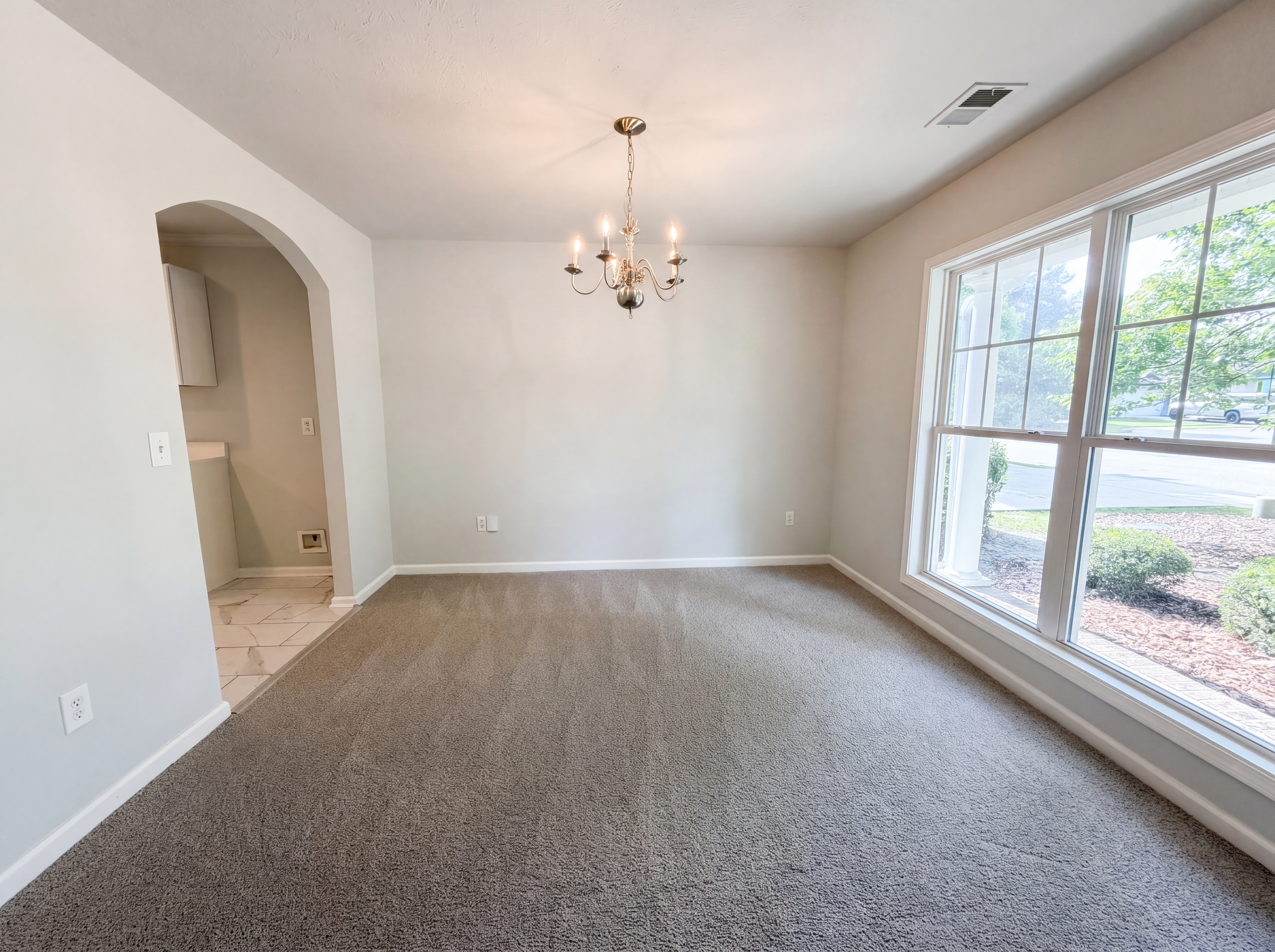 Photo 7 of 29 of 154 Ashewicke Dr, Columbia, SC