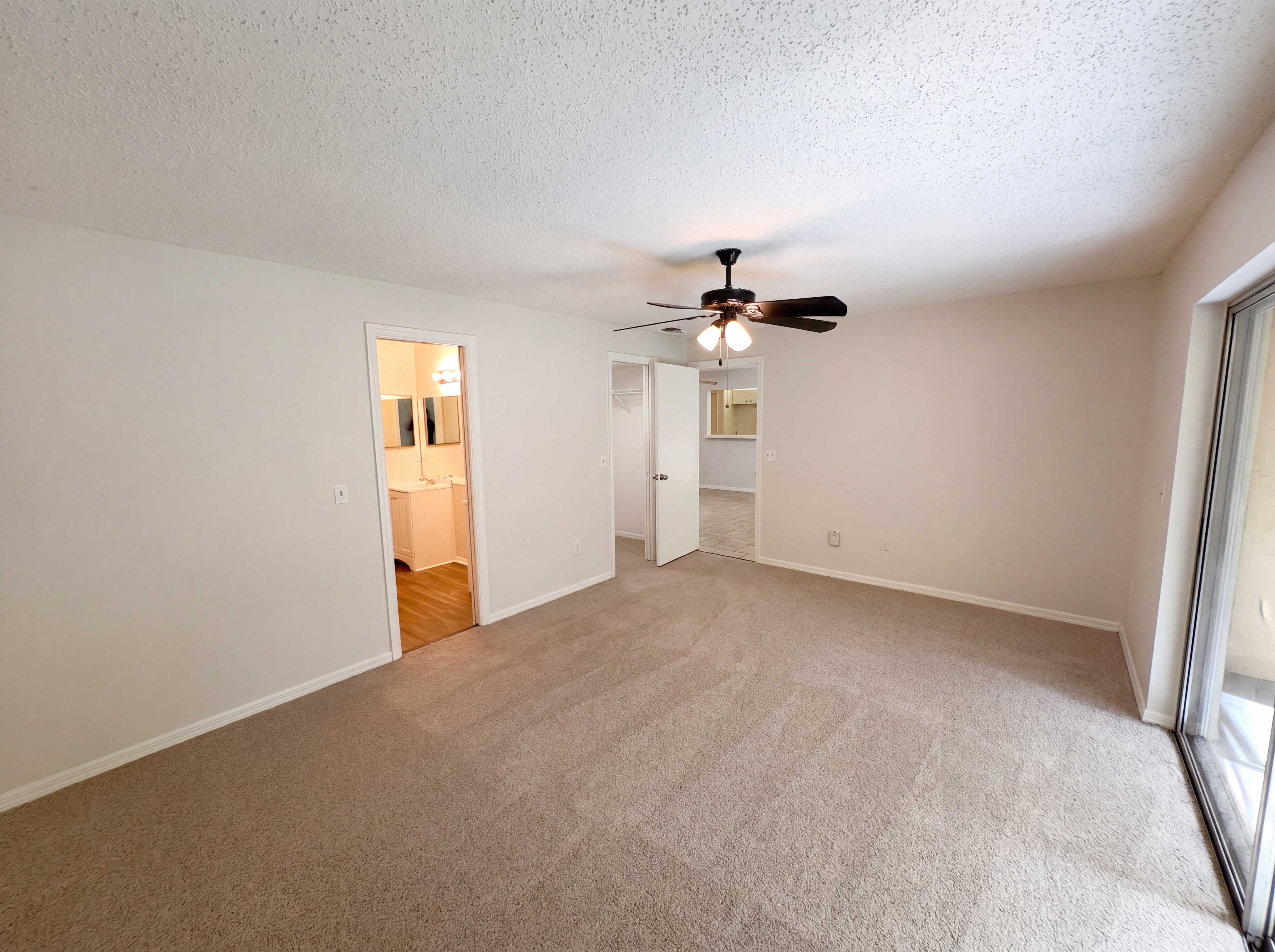 Photo 4 of 24 of 600 Northern Way, Winter Springs, FL