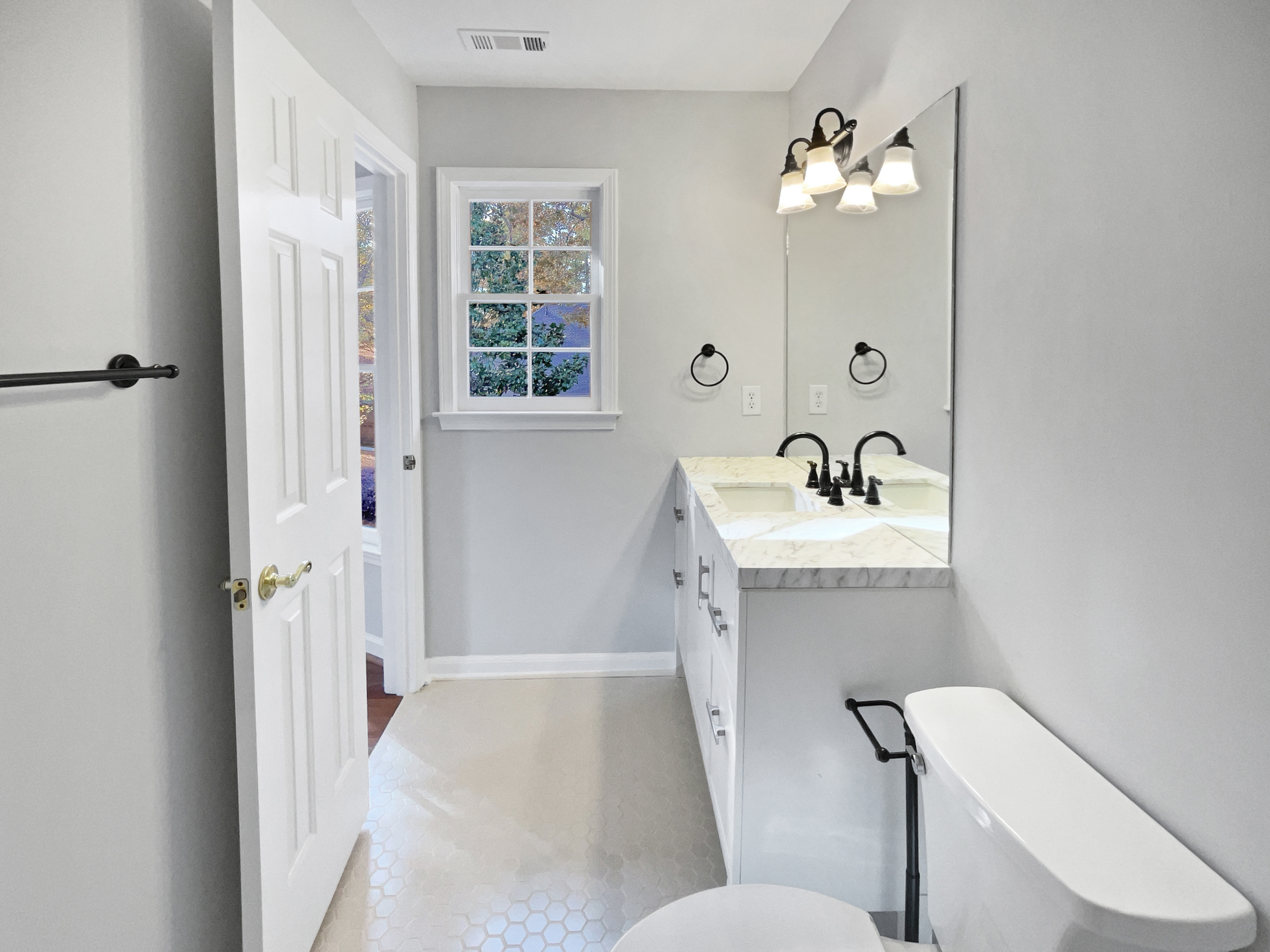 Photo 45 of 58 of 530 Kearny St, Alpharetta, GA