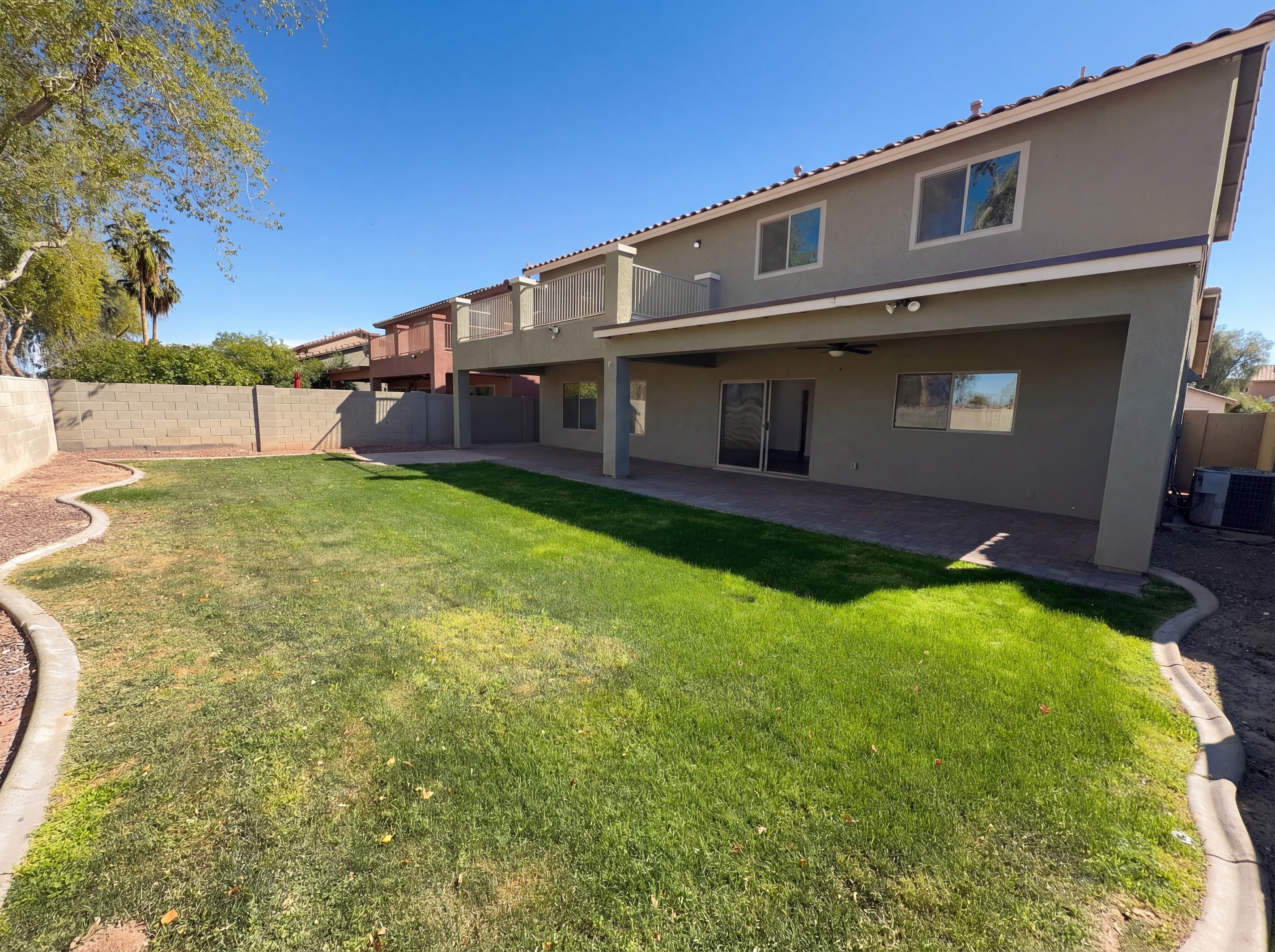 Photo 5 of 32 of 12826 W Mulberry Dr, Avondale, AZ