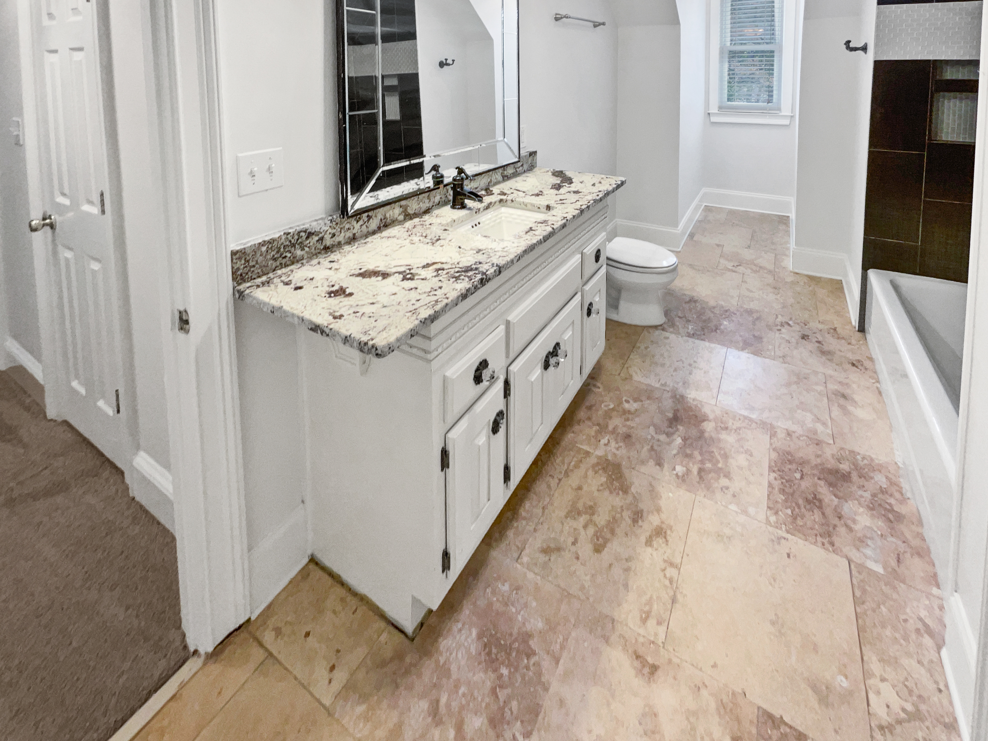Photo 17 of 48 of 5919 Heritage Ln, Stone Mountain, GA