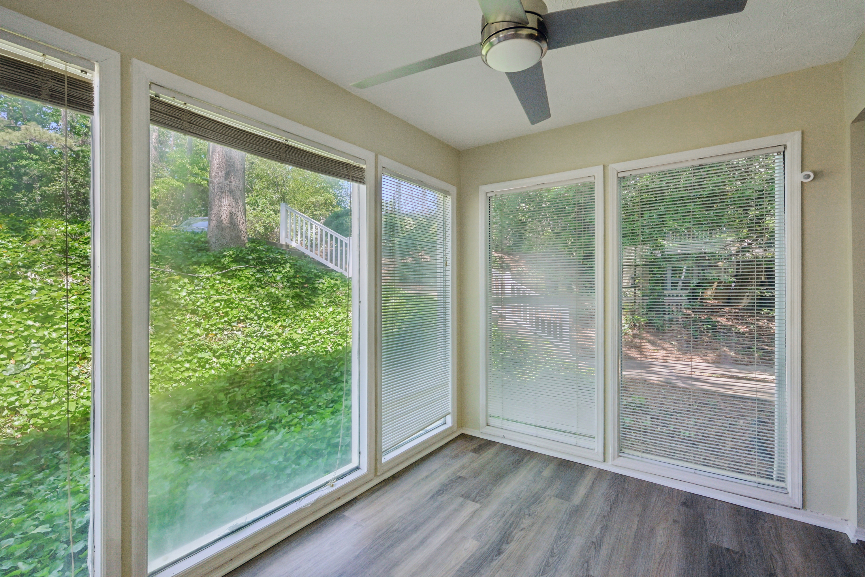 Photo 17 of 22 of 2725 Saint Augustine Trl SE, Marietta, GA