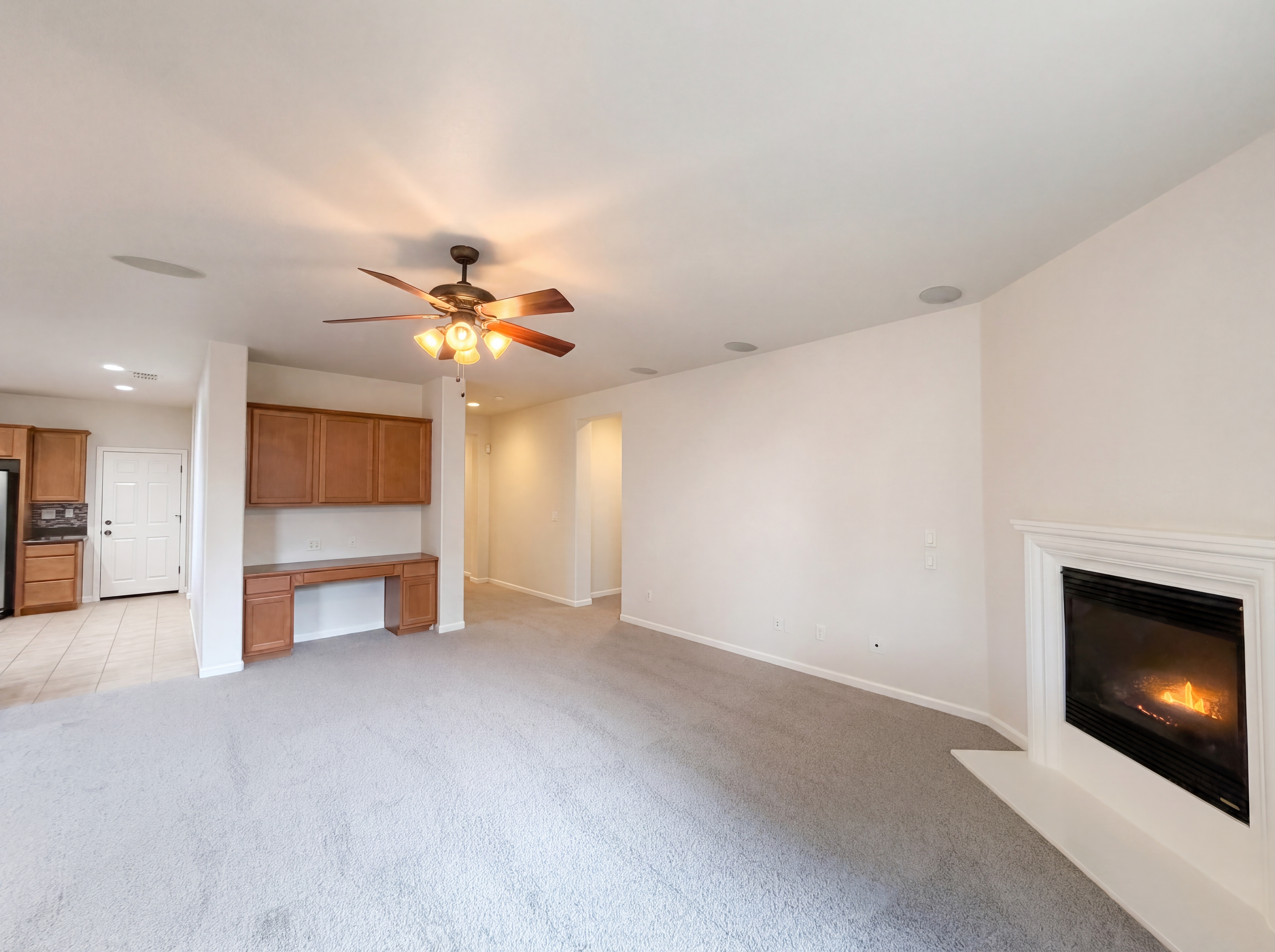 Photo 10 of 43 of 8532 Hawley Way, Elk Grove, CA