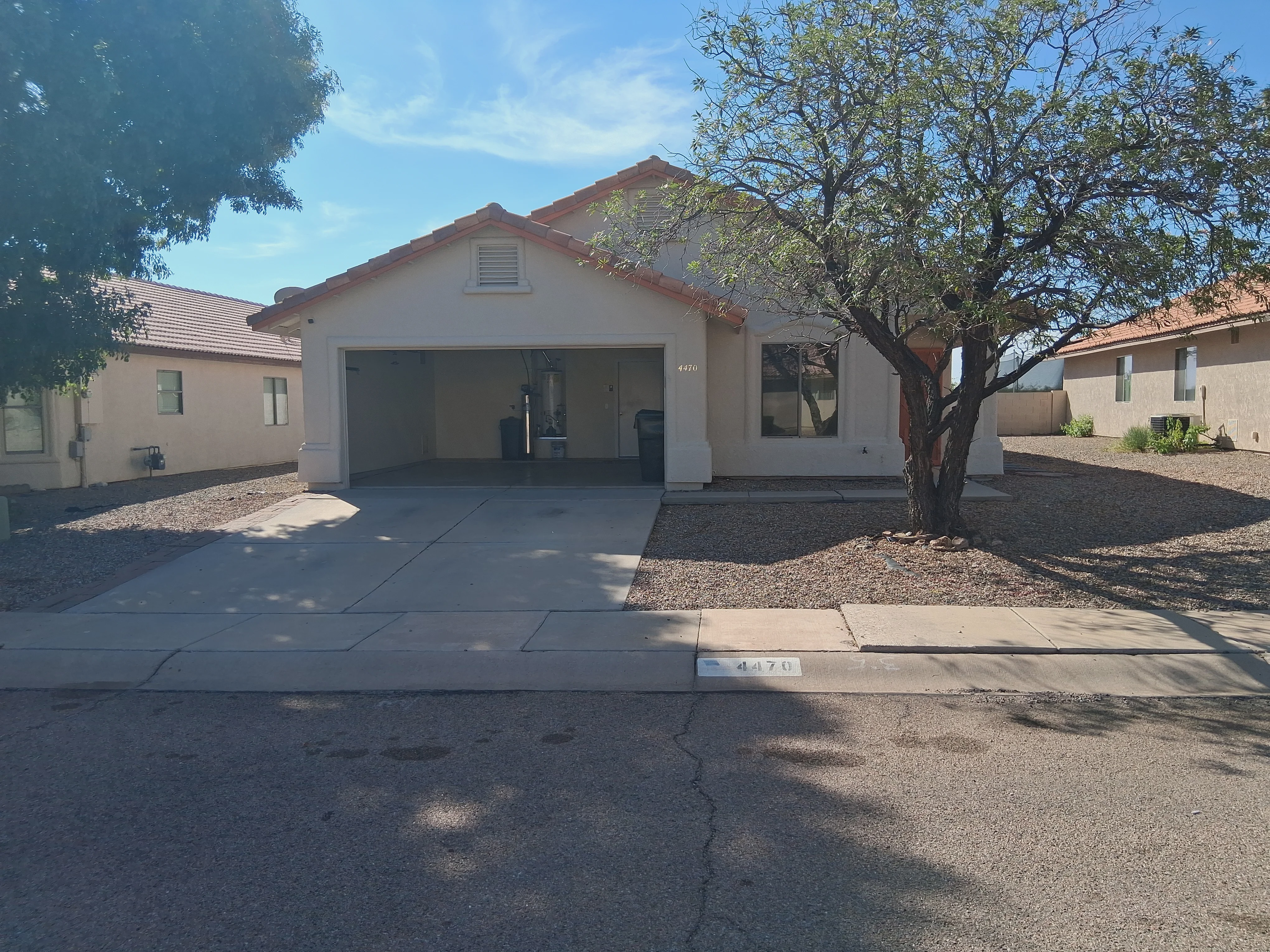 Photo 3 of 66 of 4470 Calle Albuquerque, Sierra Vista, AZ