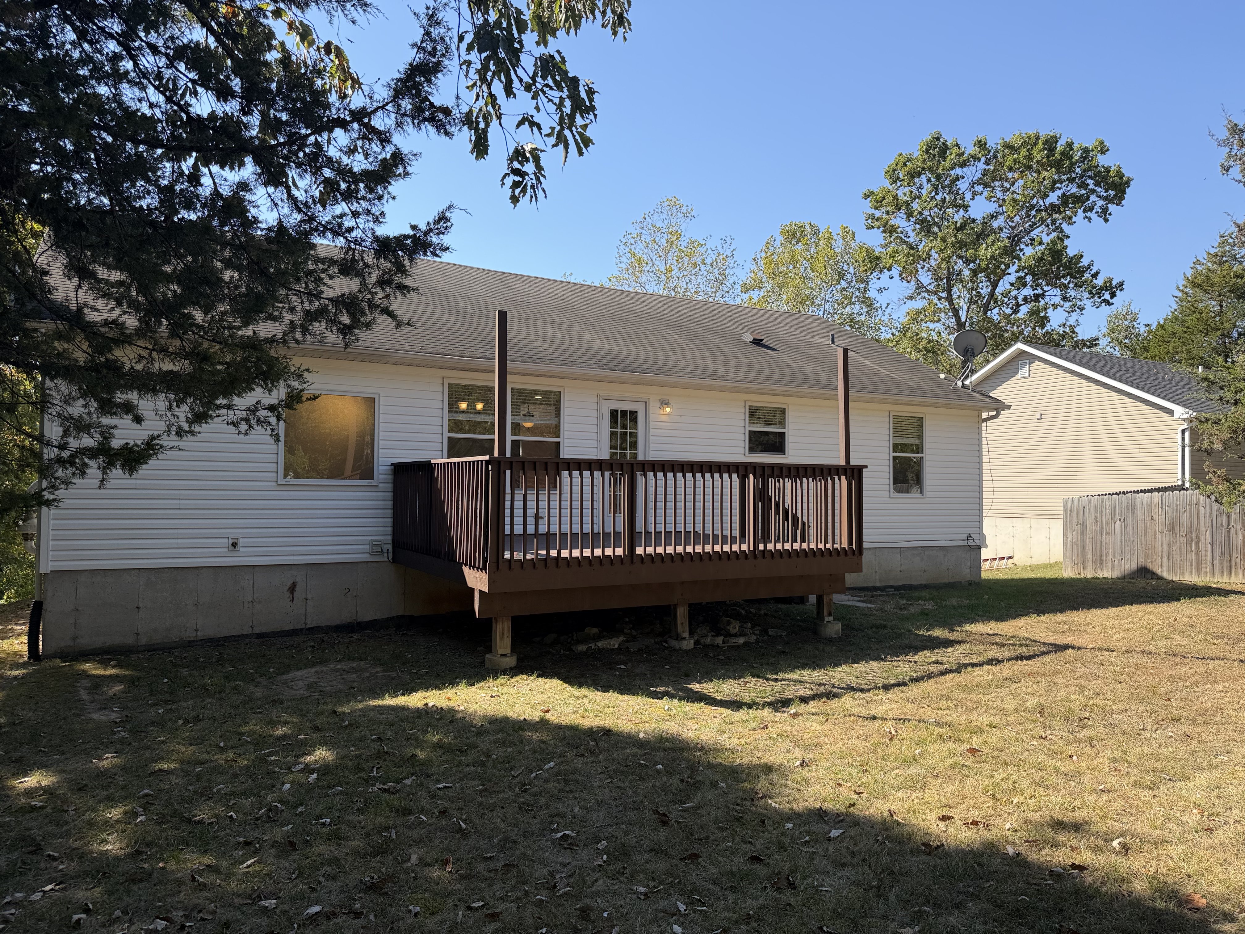 Photo 20 of 23 of 897 Stone Gate Dr, De Soto, MO