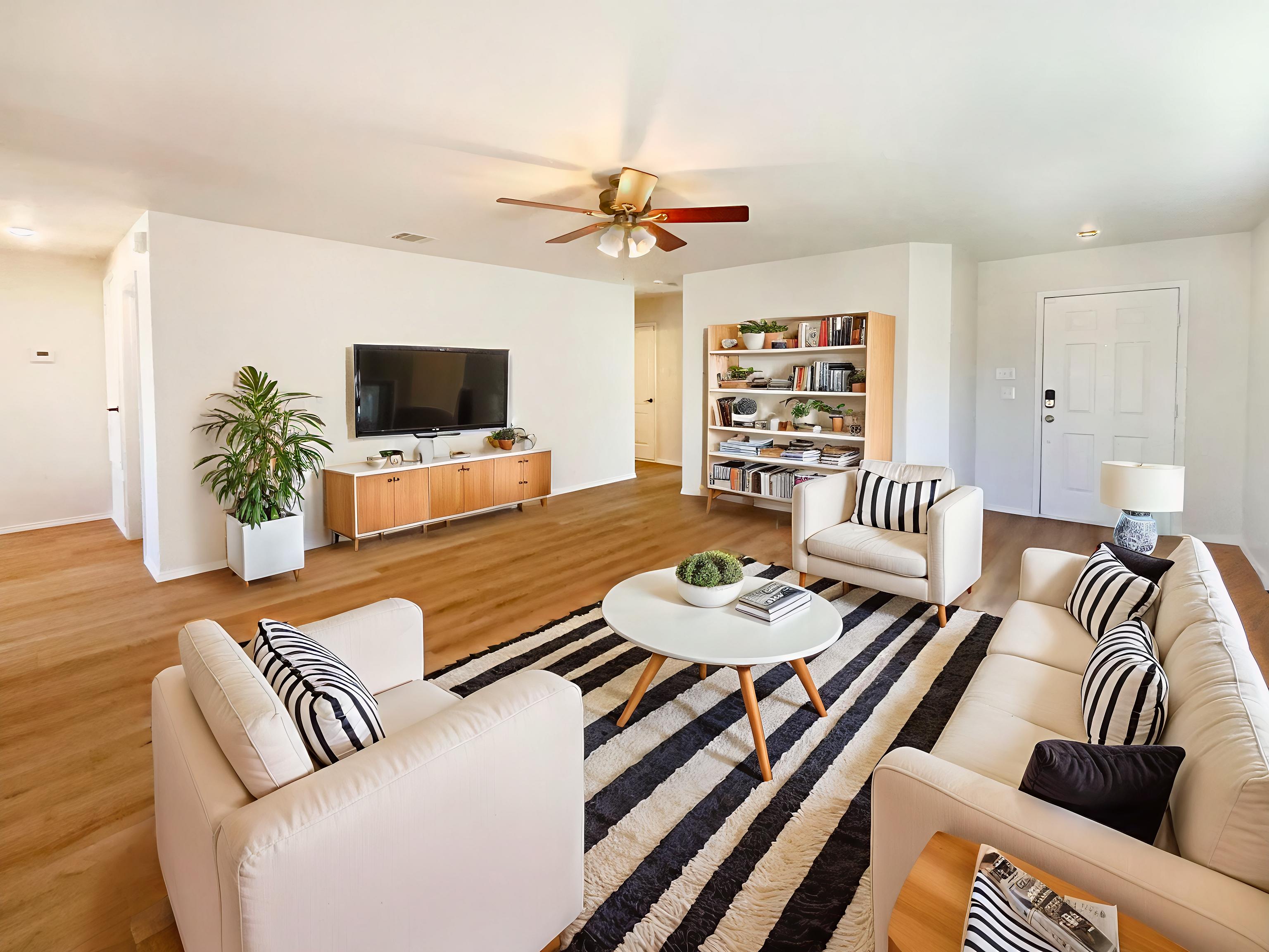 Photo 2 of 24 of 2019 Kingsbridge Dr, Heartland, TX