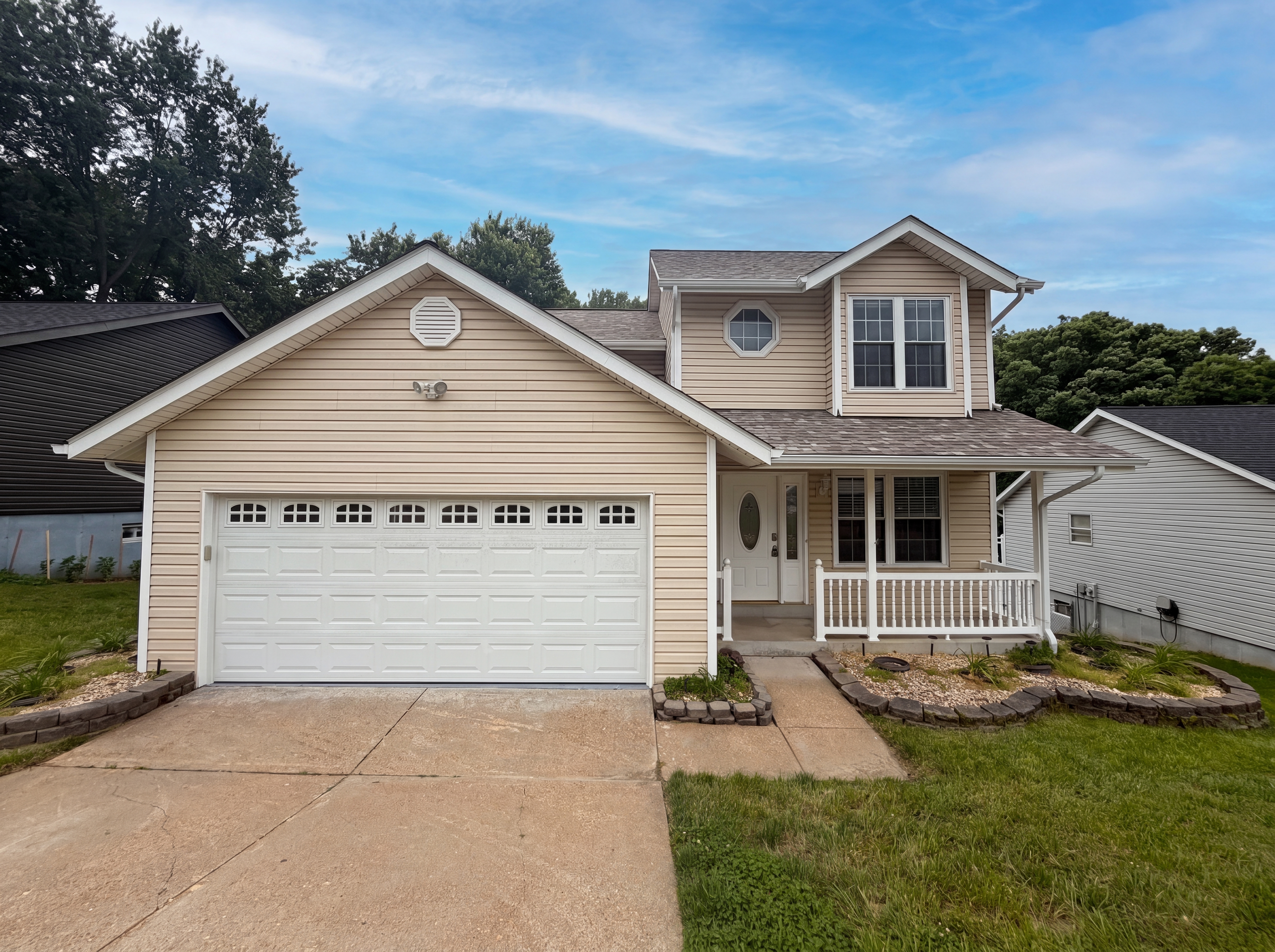 Photo 16 of 21 of 912 Mill Creek Dr, Imperial, MO