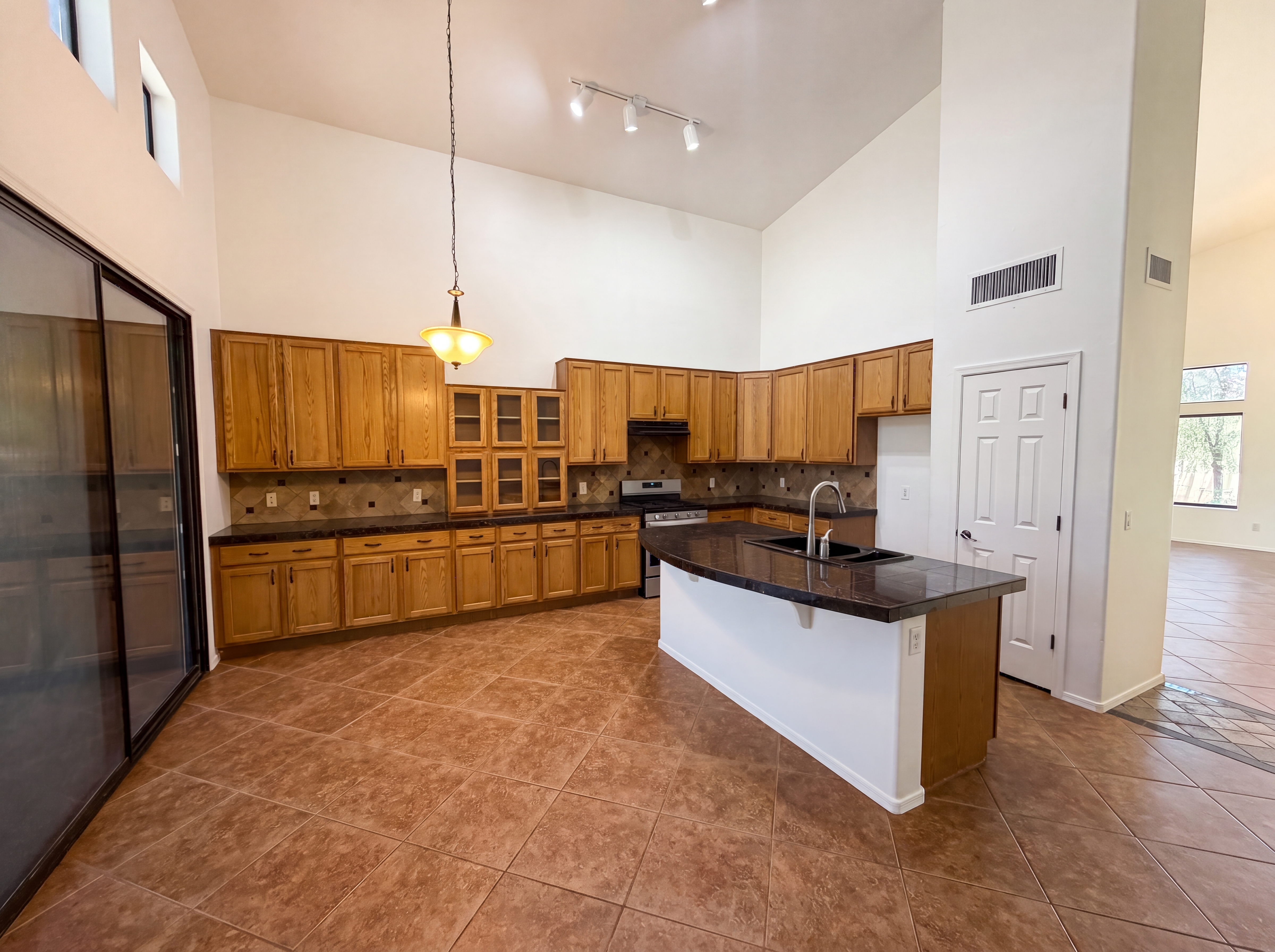 Photo 6 of 25 of 6 E Placita Vista Alegre, Sahuarita, AZ
