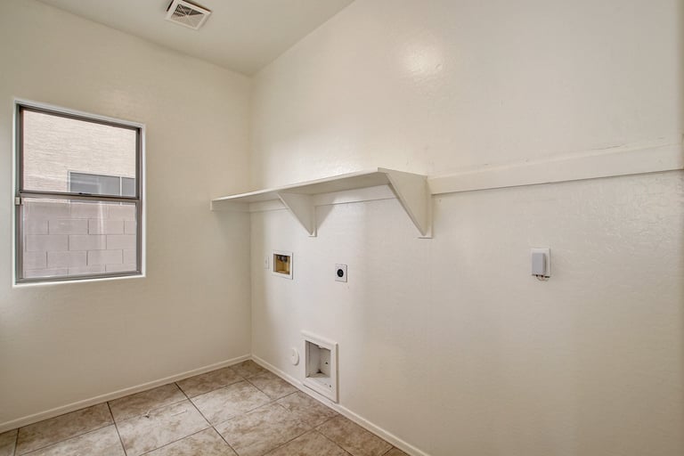Photo 29 of 30 - 33811 N Slate Creek Dr, San Tan Valley, AZ 85143