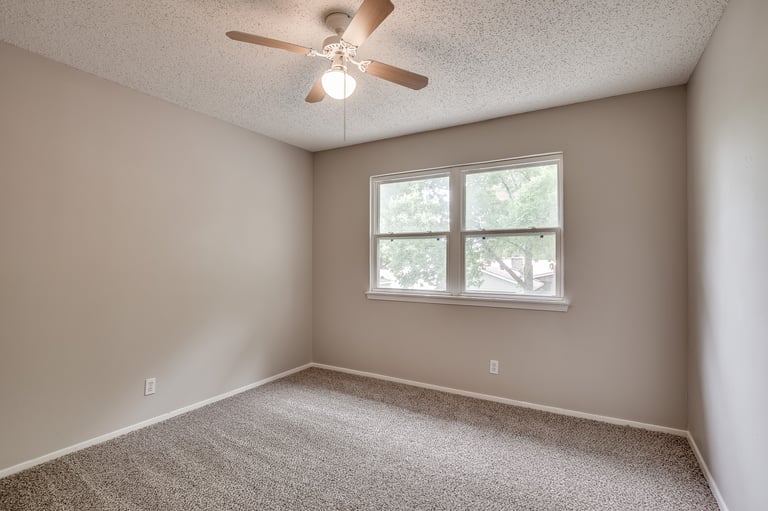 Photo 20 of 26 - 1826 Caldwell Dr, Garland, TX 75041