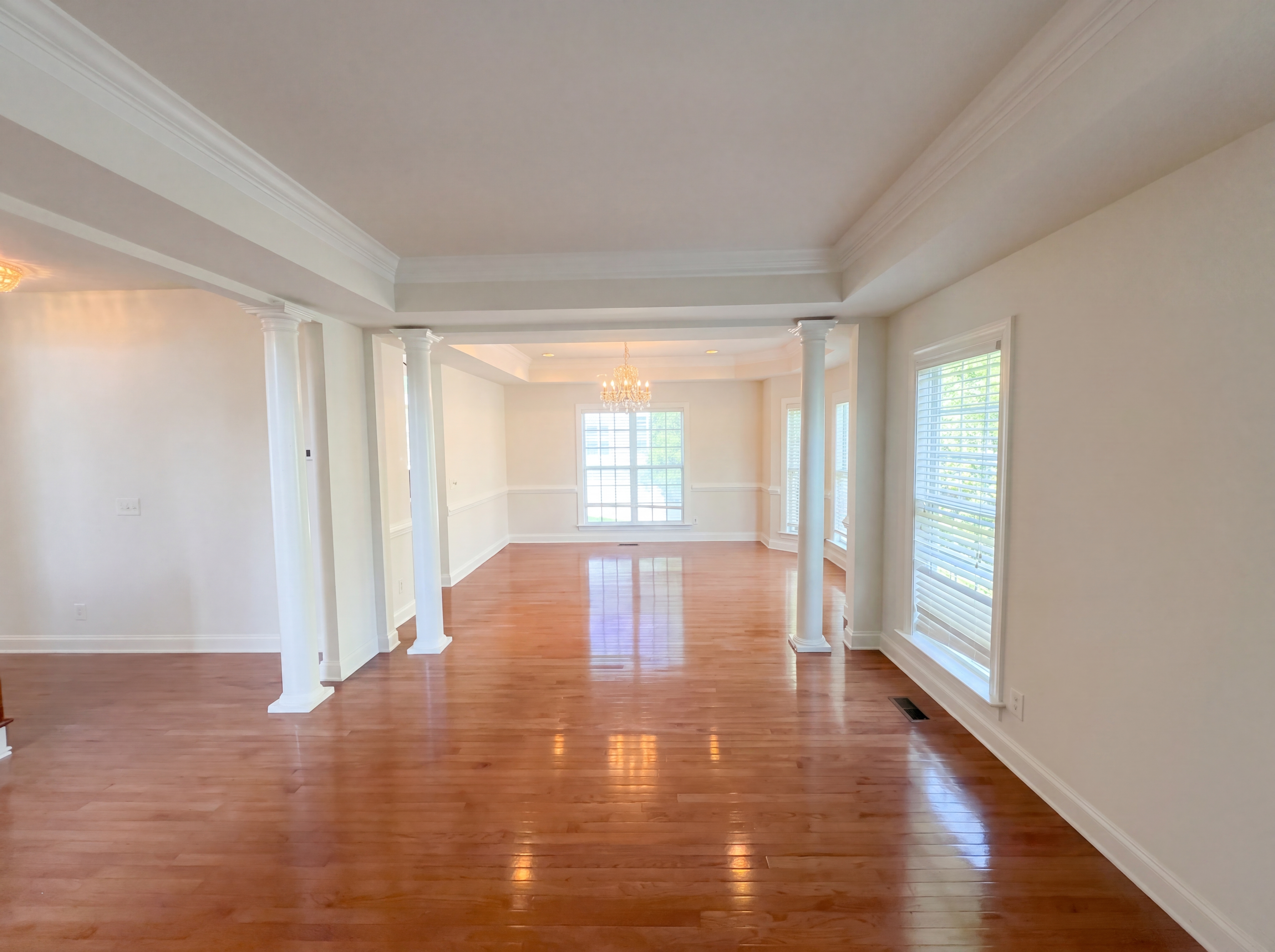 Photo 9 of 35 of 4993 Winding Ridge Dr, Greensboro, NC
