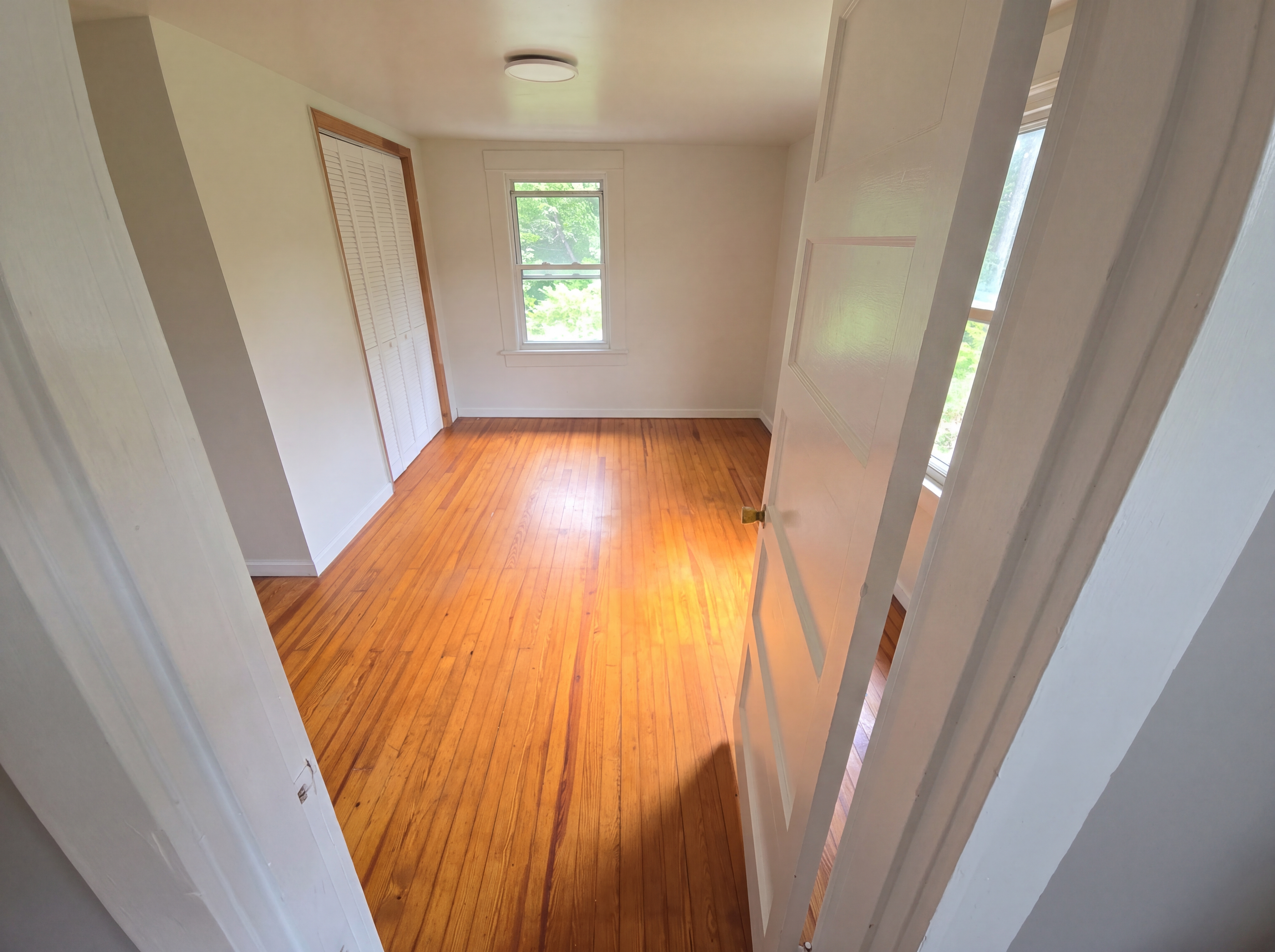 Photo 10 of 19 of 3209 Swan Pl, Lynchburg, VA