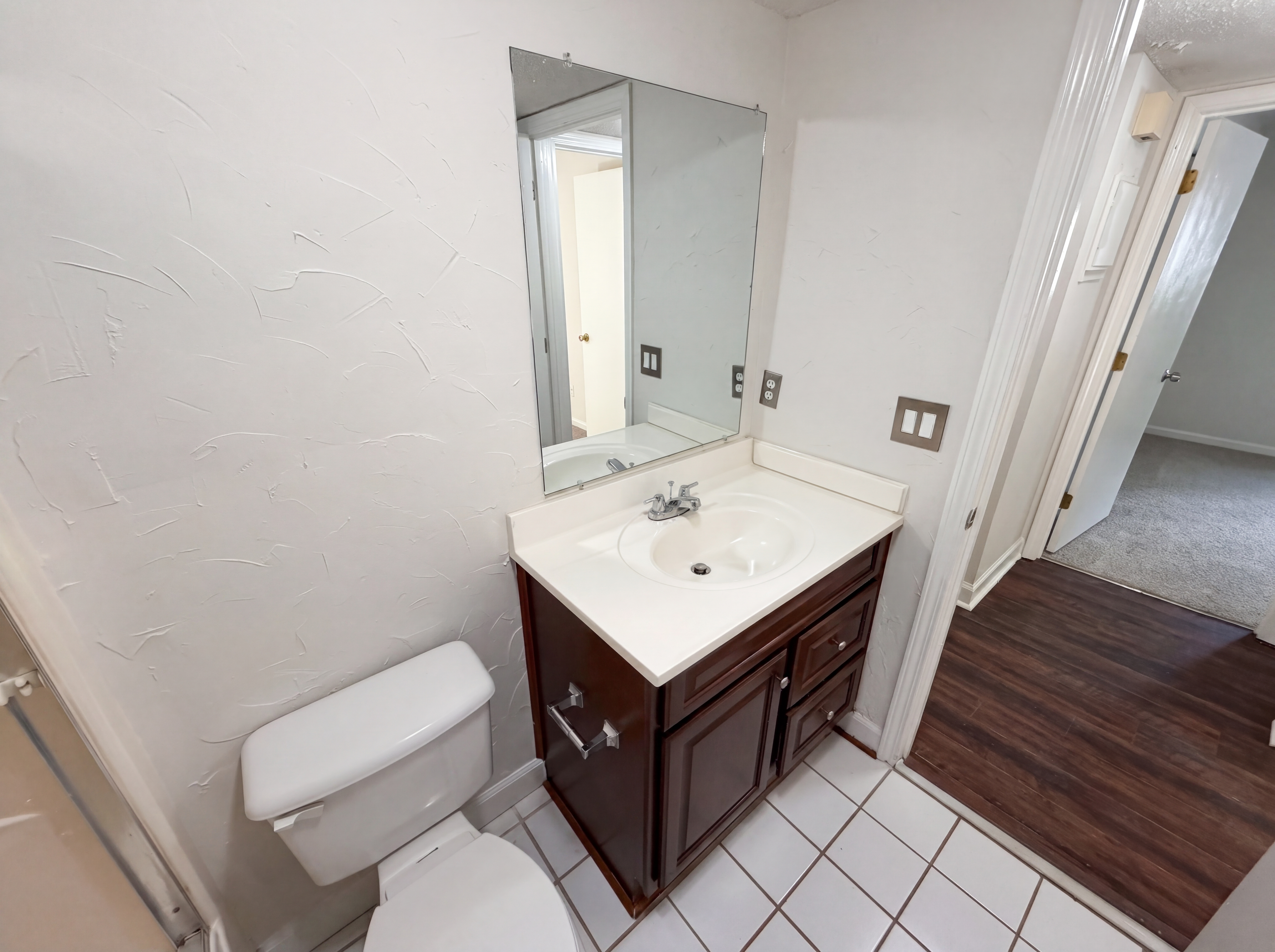 Photo 18 of 20 of 2020 Stoney Point Ln, Charlotte, NC