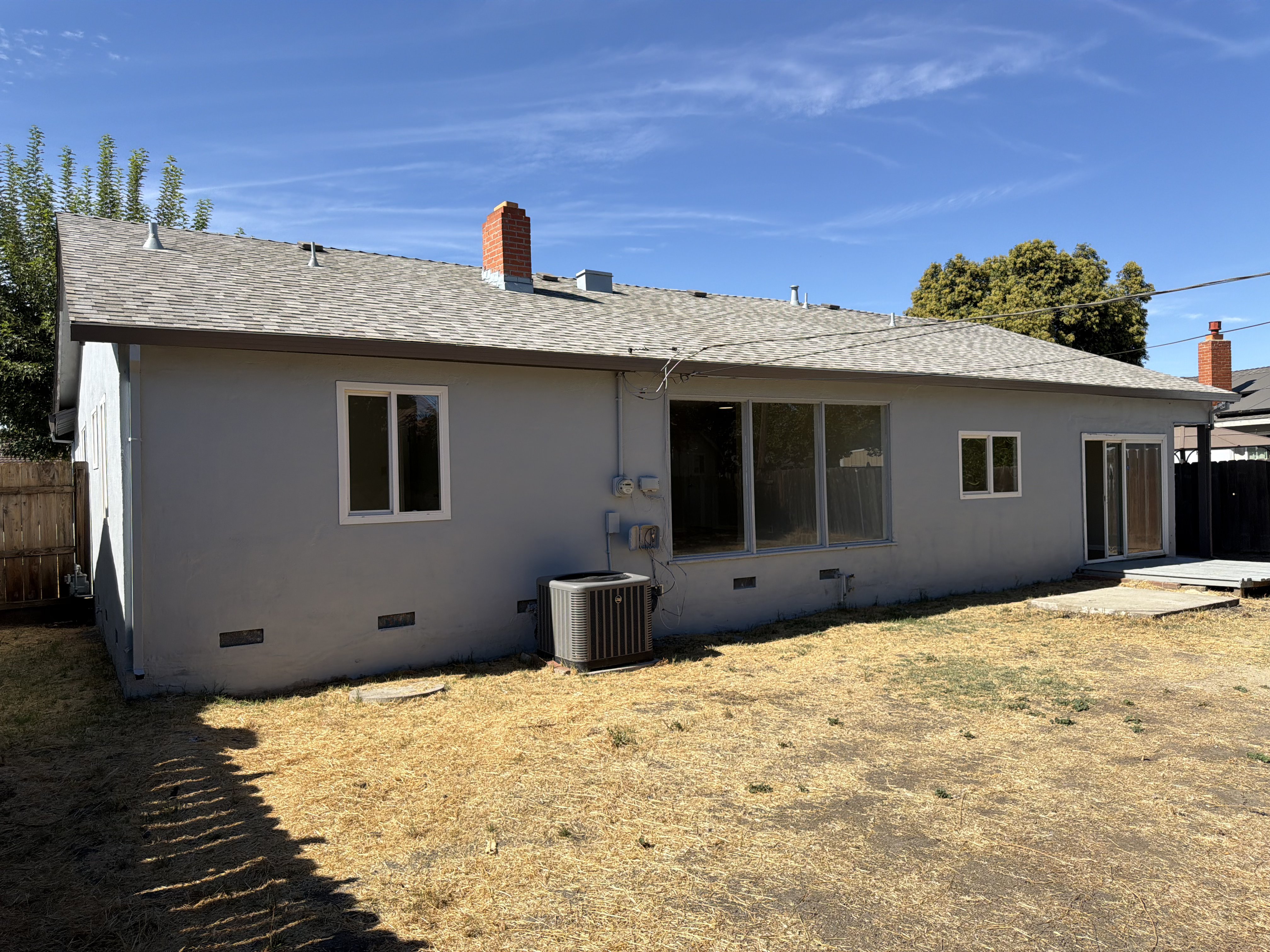 Photo 5 of 16 of 3020 Christina Ave, Stockton, CA