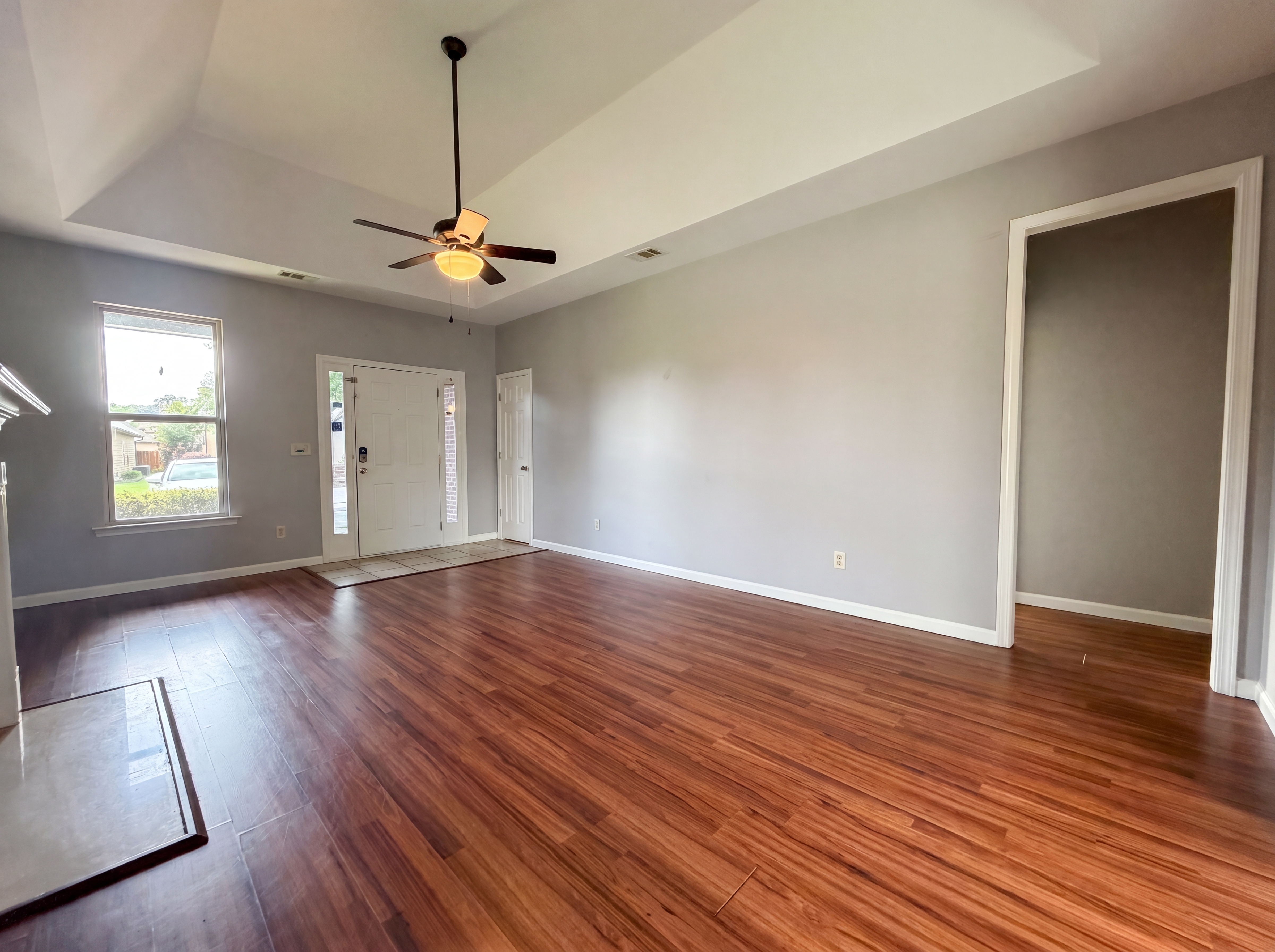 Photo 11 of 19 of 1124 Washington Dr, Moody, AL