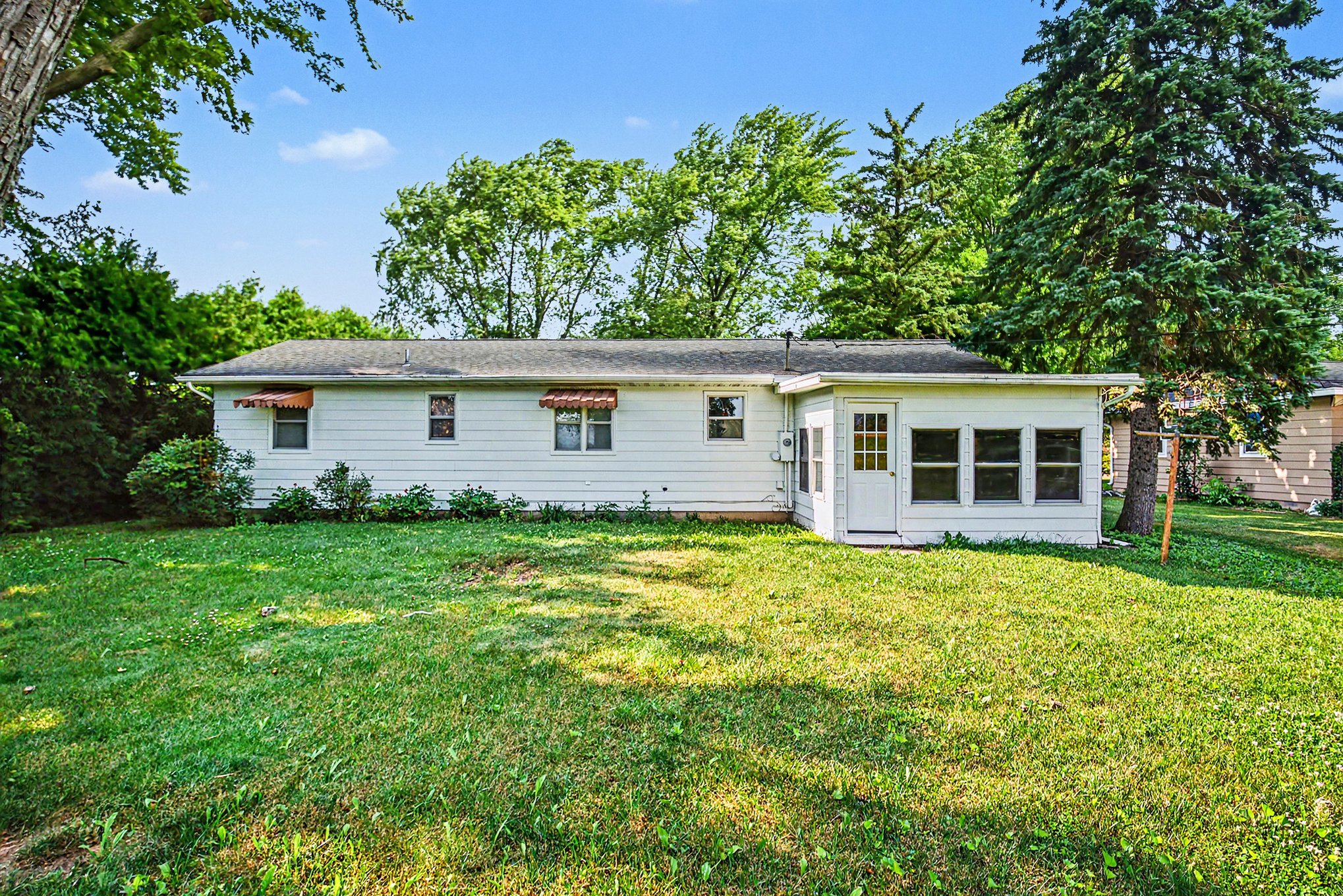 Photo 5 of 15 of 7275 Kraft St, Pigeon, MI