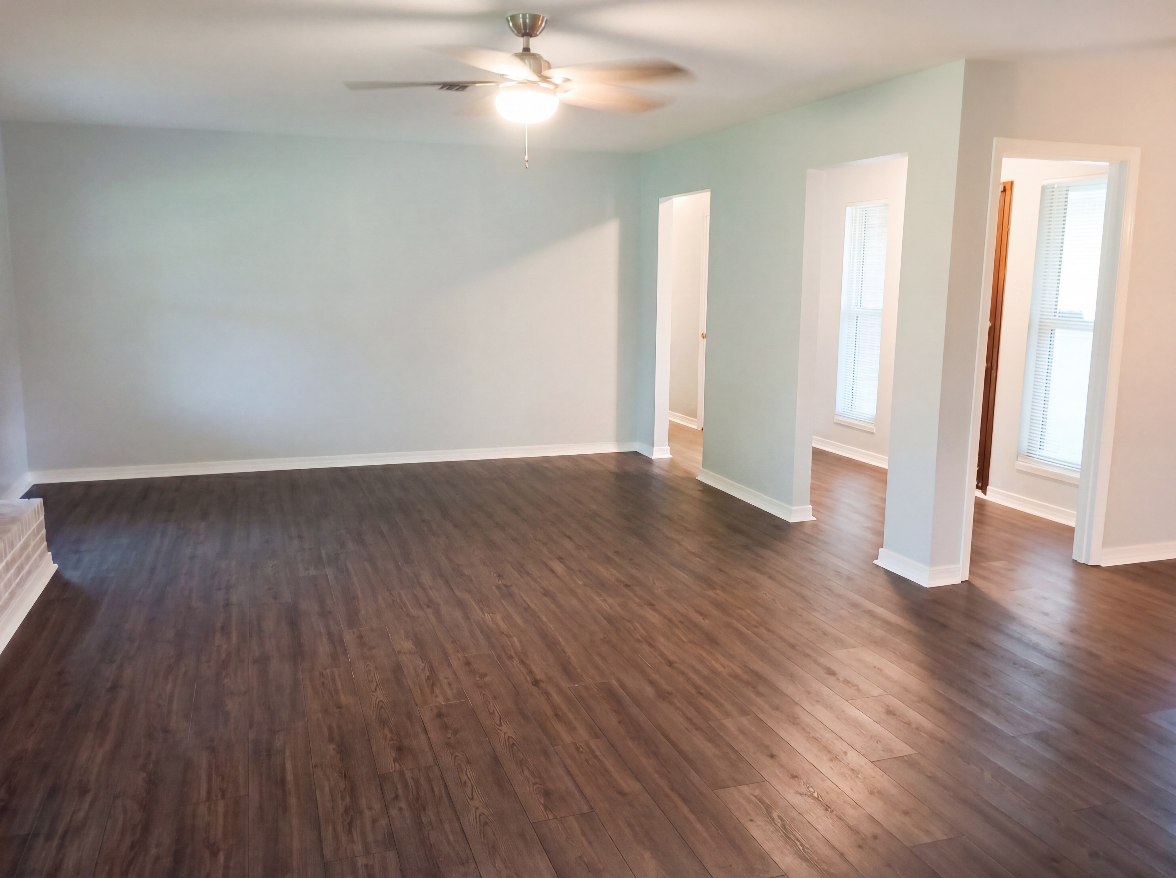 Photo 6 of 22 of 7889 Bay Meadows Dr, Pensacola, FL