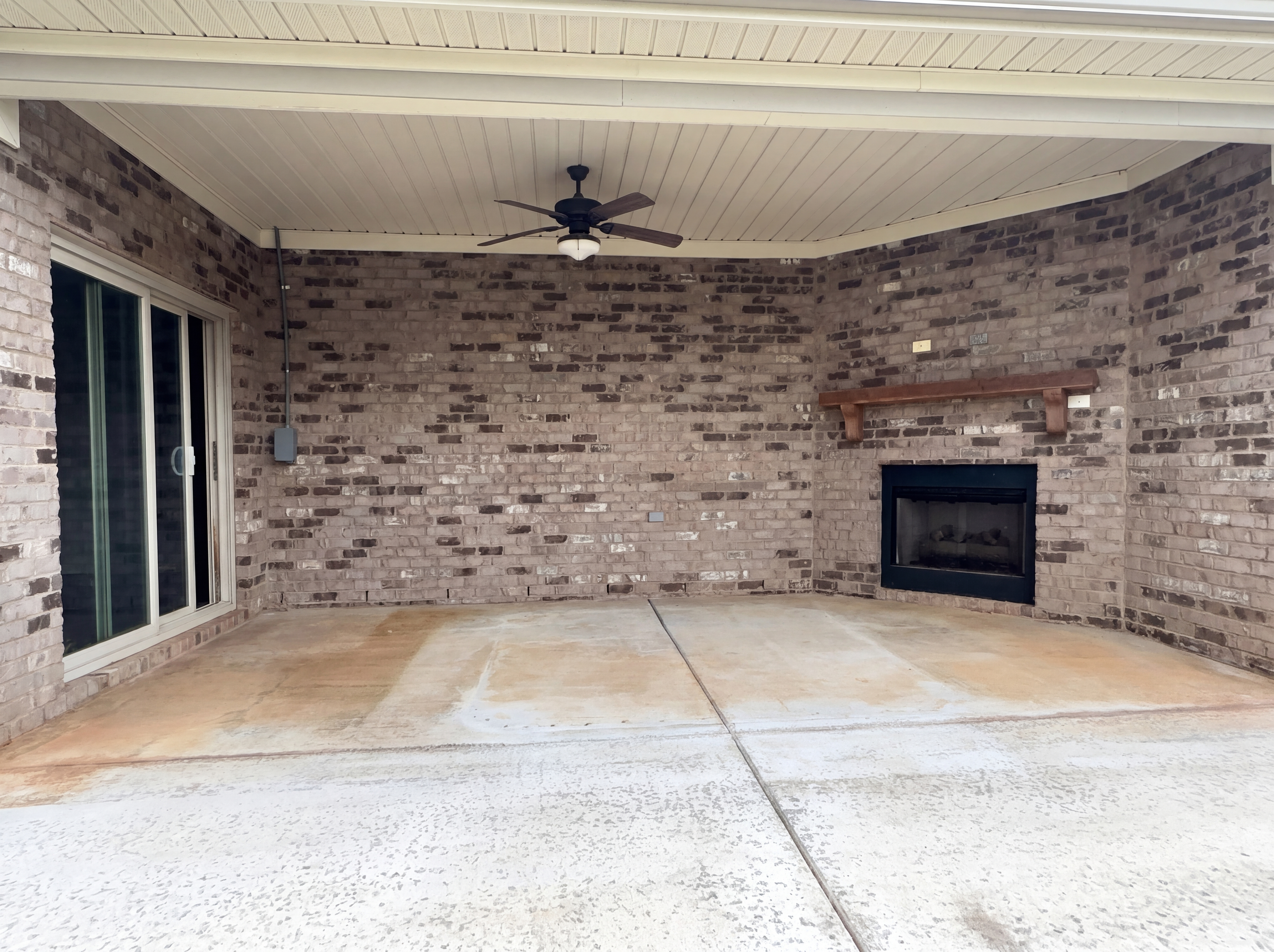 Photo 8 of 25 of 24 Silky Oak Cir SW, Huntsville, AL