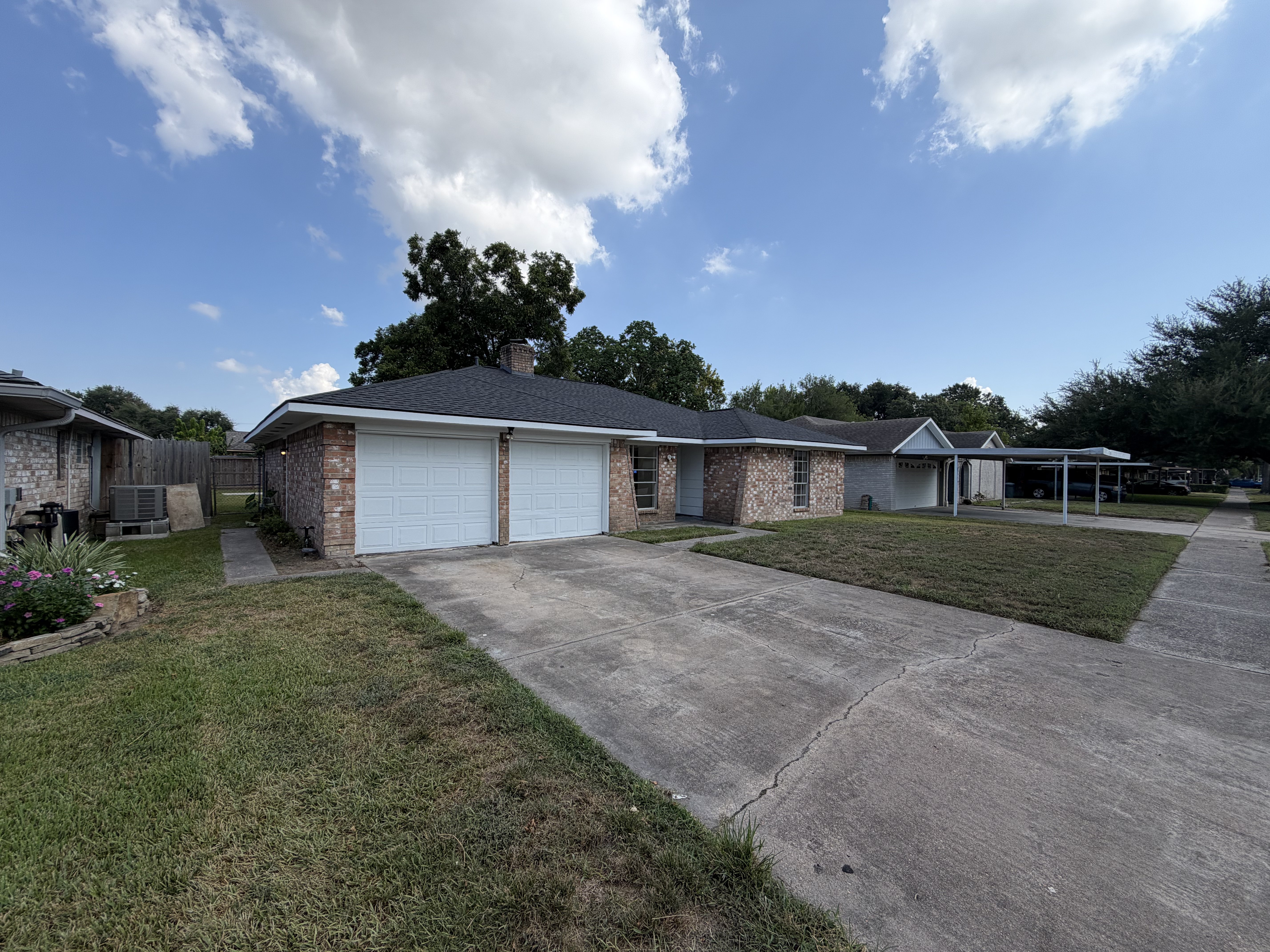 Photo 24 of 27 of 1913 Atlanta St, Deer Park, TX