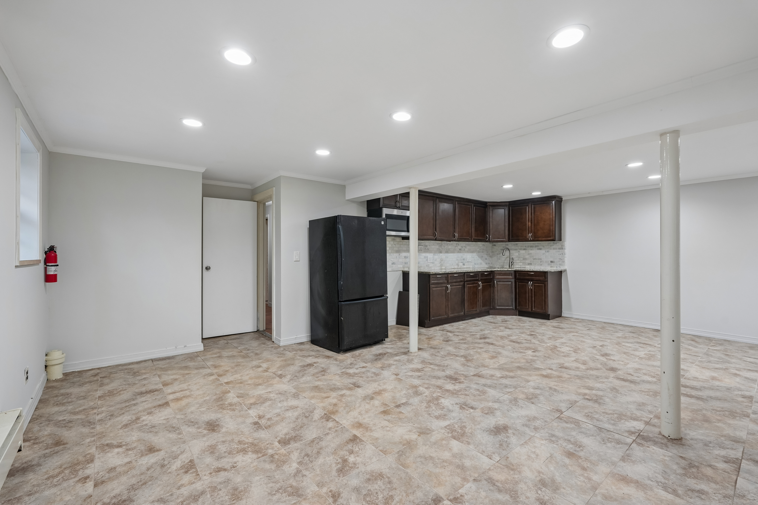 Photo 24 of 36 of 274 Oradell Ave, Paramus, NJ