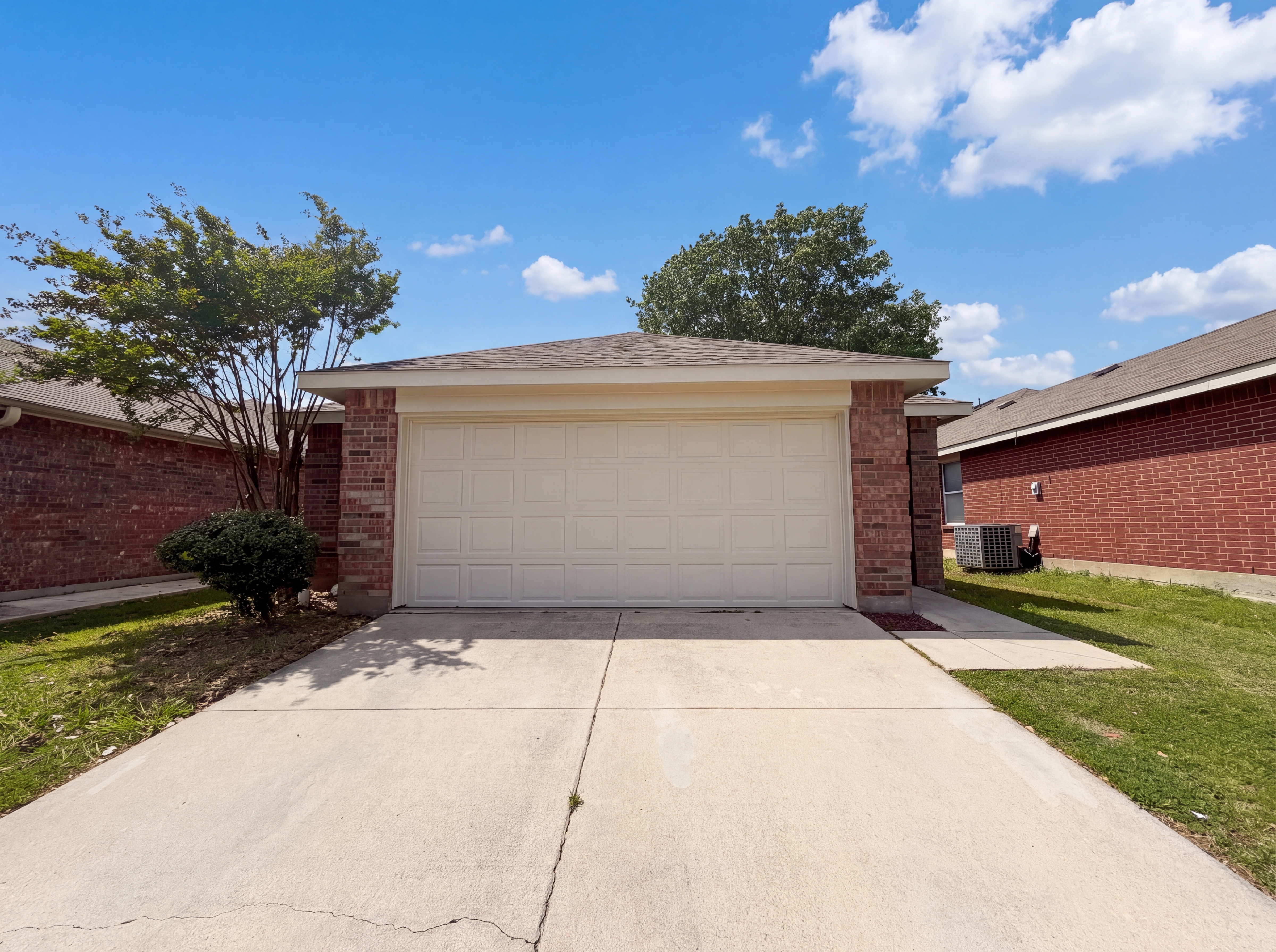 Photo 20 of 25 of 8849 Sun Haven Way, Fort Worth, TX