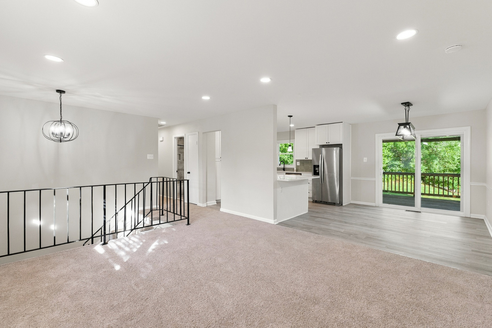 Photo 3 of 20 of 13449 Nascoby Ln, Woodbridge, VA