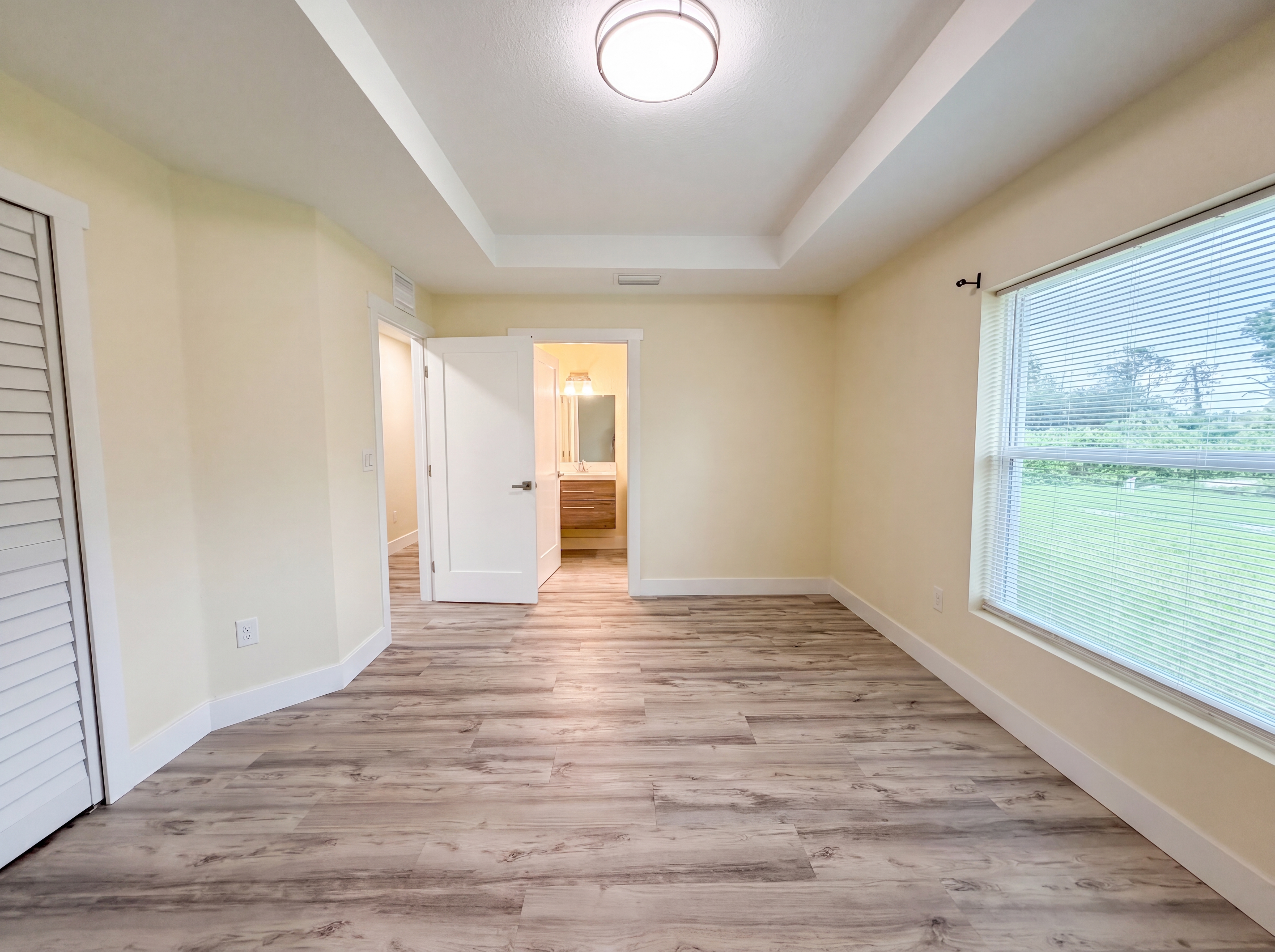Photo 4 of 19 of 1914 Landau Ave, North Port, FL