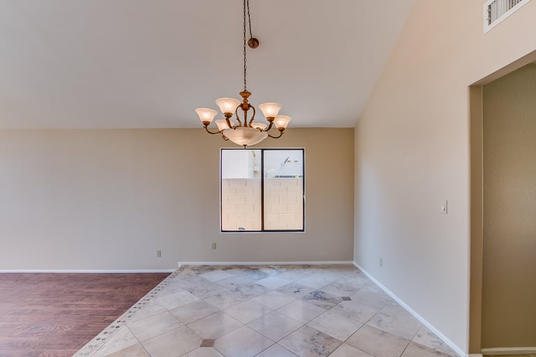 Photo 13 of 47 - 3710 N Wintergreen Way, Avondale, AZ 85392