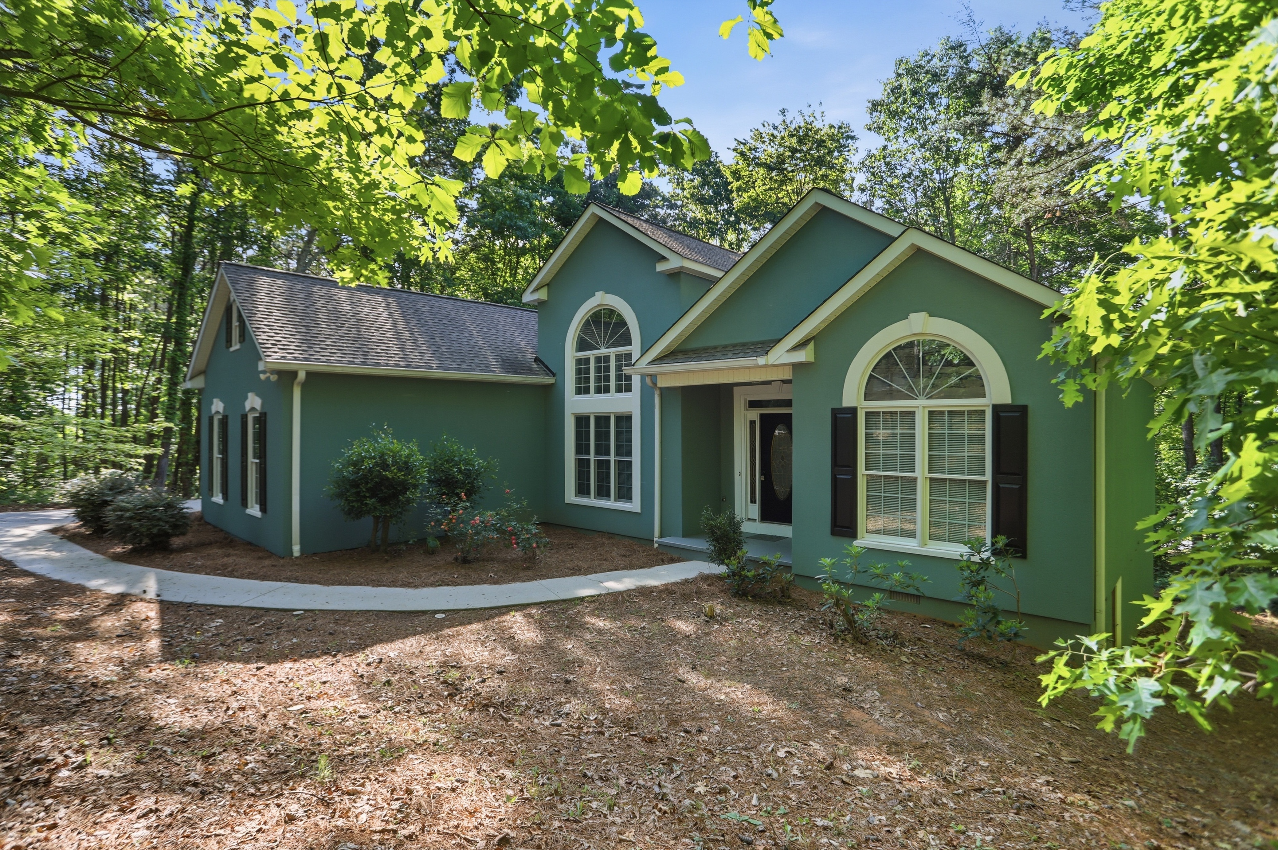 Photo 28 of 34 of 940 Cider Ridge Ct, Clarkesville, GA