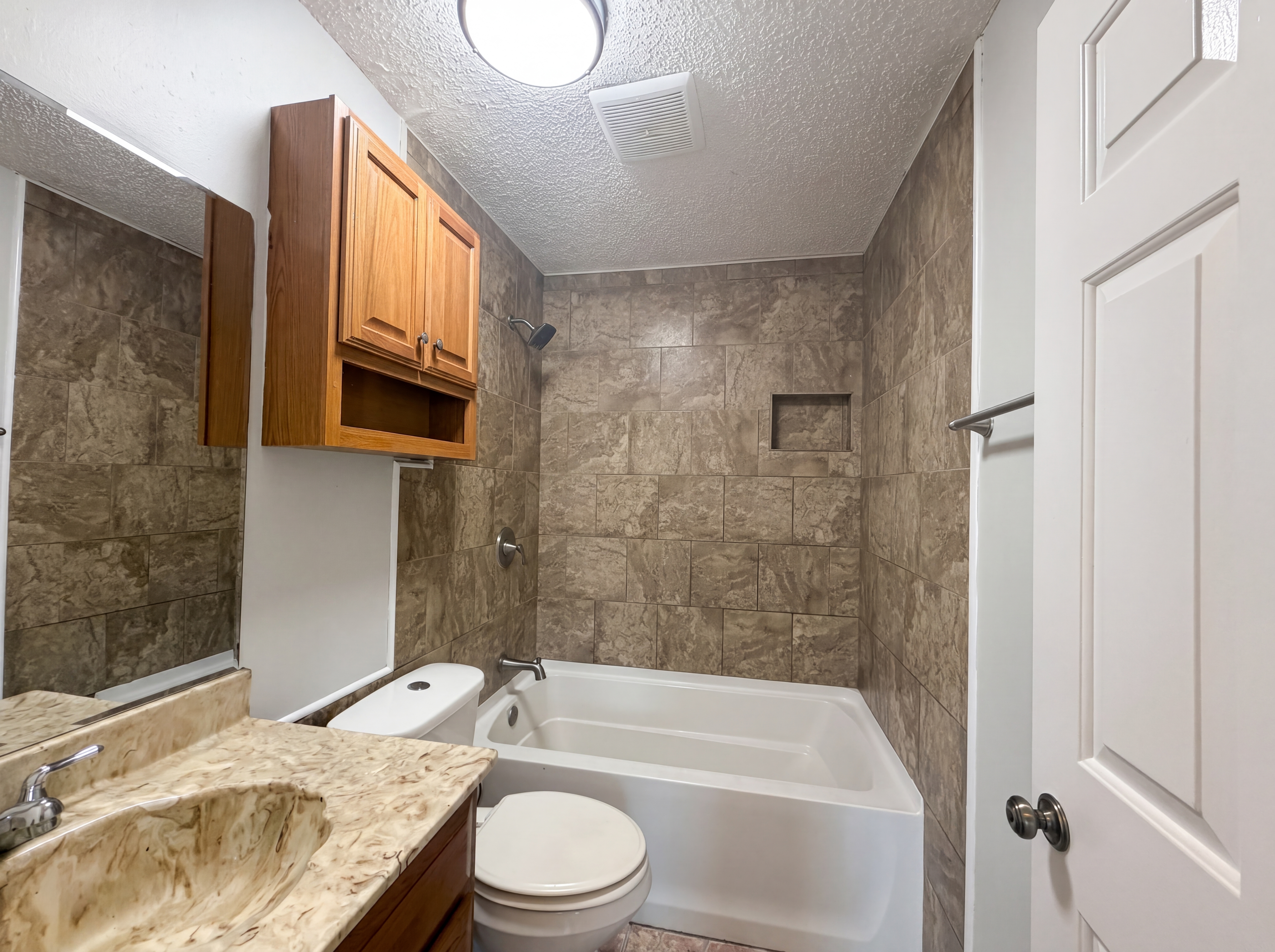 Photo 11 of 19 of 613 4th St NE, Fort Meade, FL