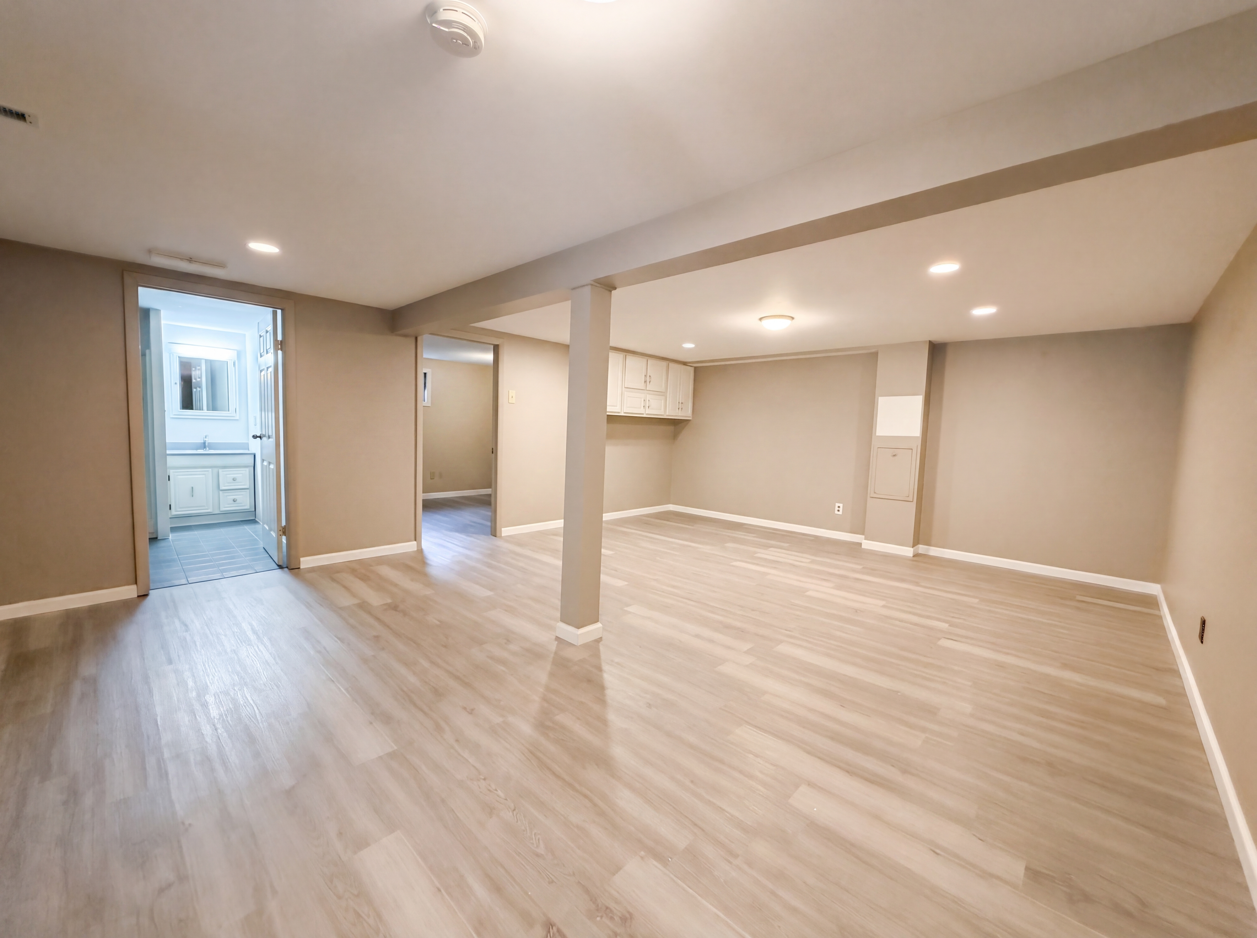 Photo 14 of 25 of 207 Renaldo Dr, Chesterfield, MO