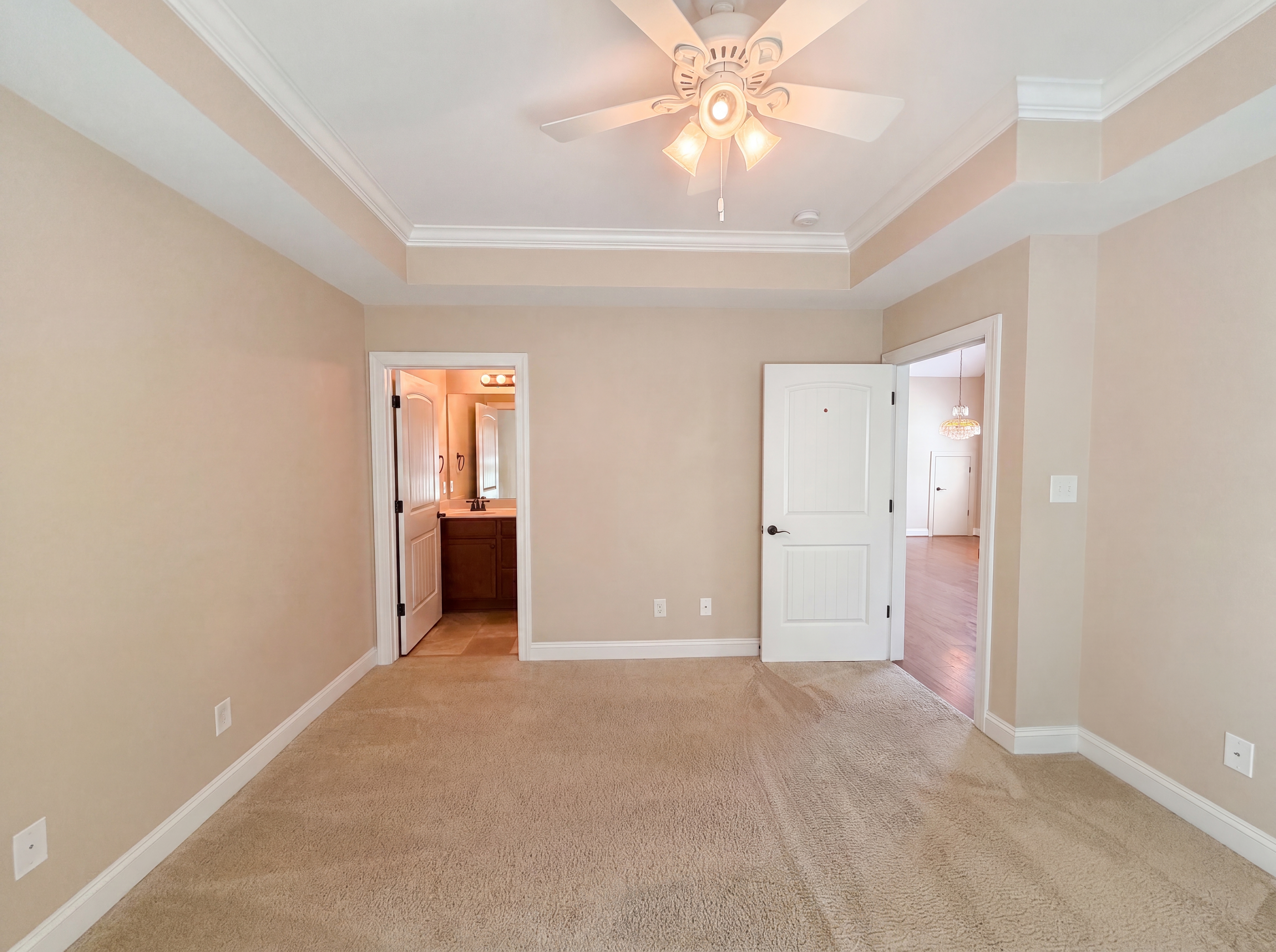 Photo 4 of 18 of 1102 Lake Michael Way, Mebane, NC