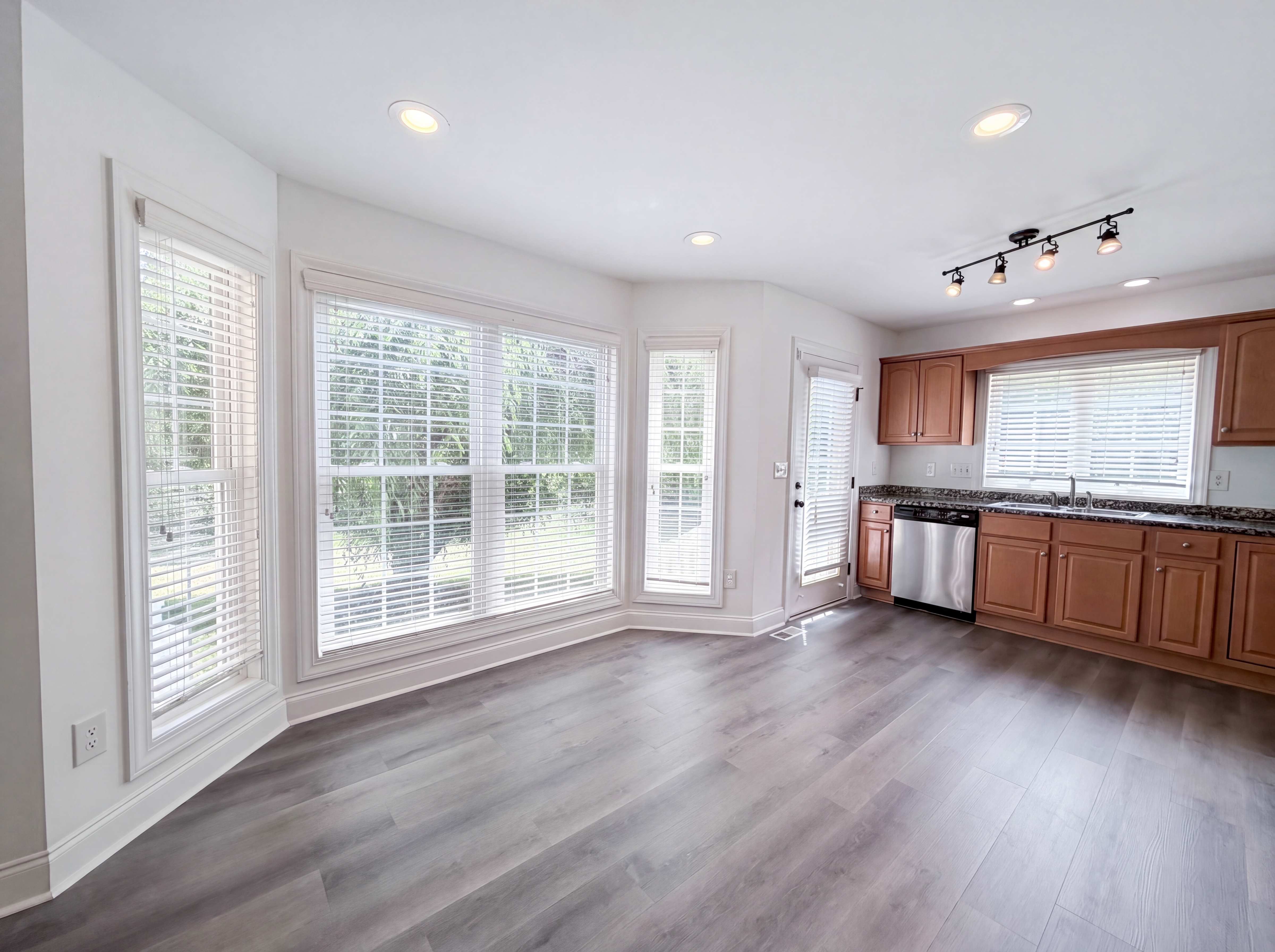 Photo 10 of 18 of 106 Woodfield Ln, Cherryville, NC